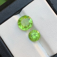 Lime Green Natural Peridot 4.76 Carat Round Cut Loose Gemstones for Jewelry