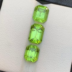 Lime Green Natural Peridot 5.72 Carat Emerald Cut Loose Gemstones for Jewelry