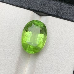 Lime Green Natural Peridot 7.09 Carat Oval Cut Loose Gemstone for Ring, Jewelry