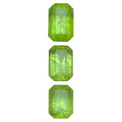Lime Green Natürlicher Peridot 8.14 Karat Smaragdschliff Lose Edelsteine für Schmuck