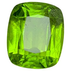Lime Green Natural Peridot Gemstone 6.85 Ct Cushion Cut  Ring, Pendant Jewelry