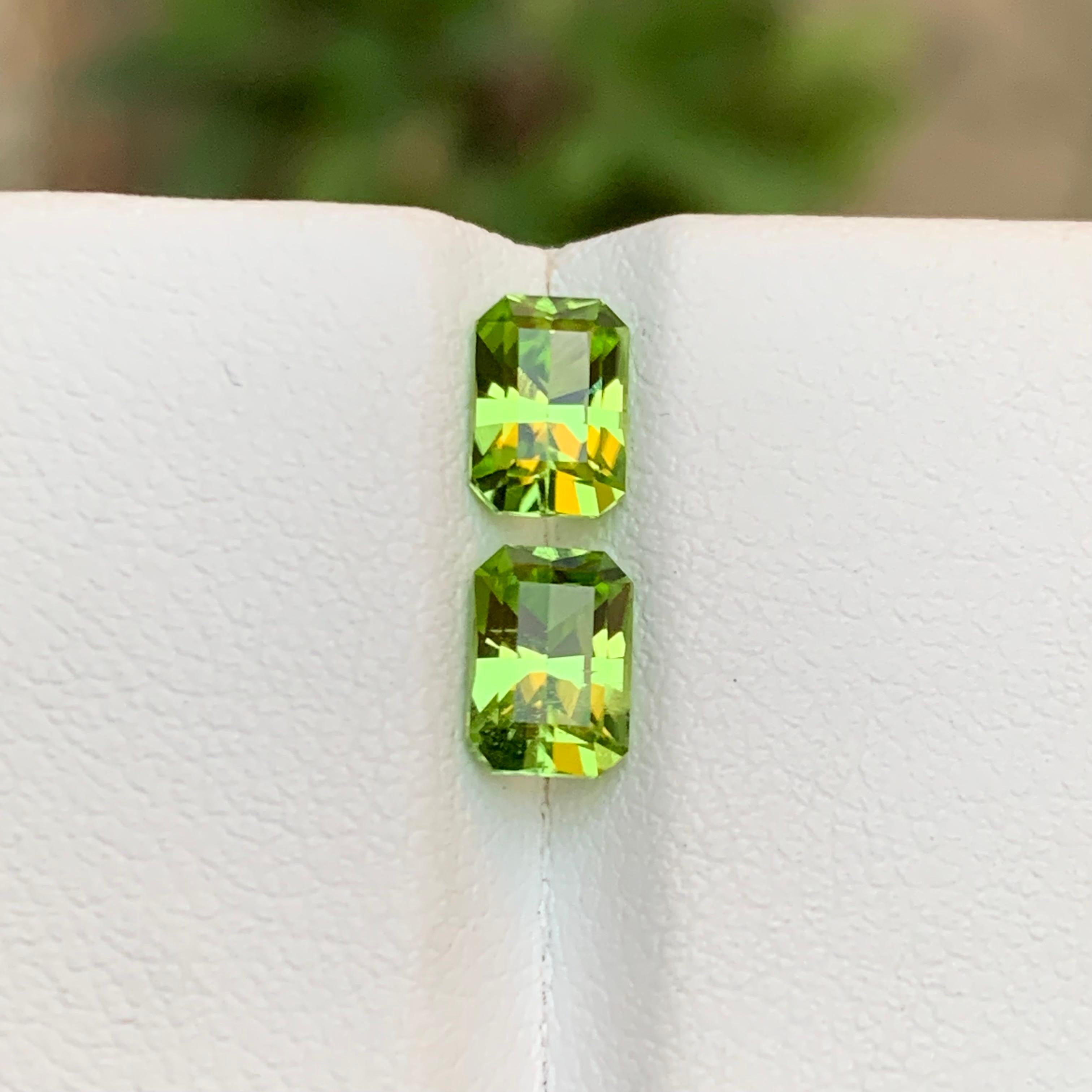 Lime Green Natural Peridot Gemstones Pair 1.95 Ct Emerald Cut  Earrings Jewelry For Sale 5