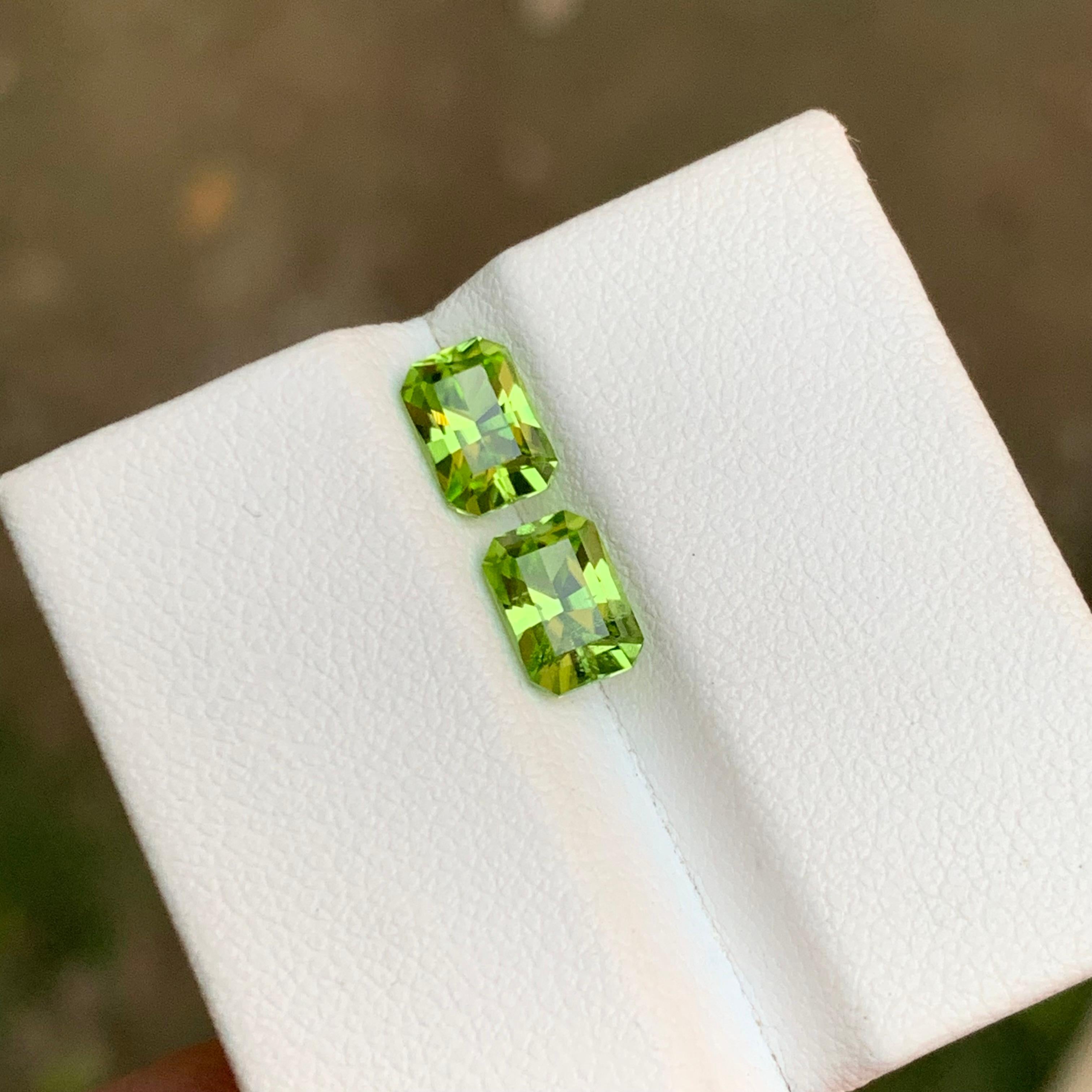 Lime Green Natural Peridot Gemstones Pair 1.95 Ct Emerald Cut  Earrings Jewelry For Sale 3