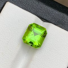 Lime Green Natural Peridot Ring Gemstone 5 Ct Octagon Emerald Cut for Jewelry