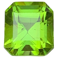 Lime Green Natural Peridot Ring Gemstone 5 Ct Octagon Emerald Cut for Jewelry