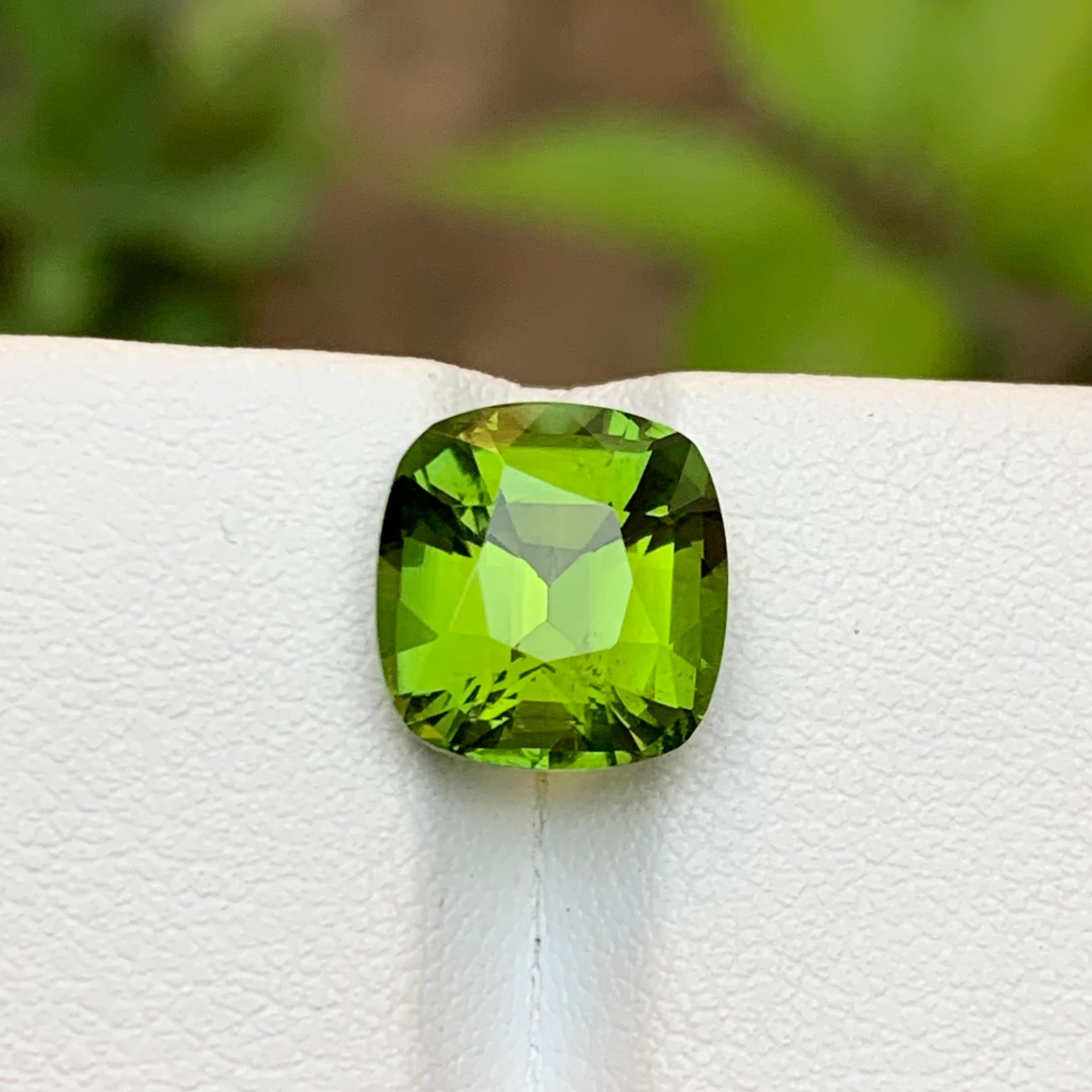 Women's or Men's Lime Green Natural Tourmaline Gemstone 5.00 Ct Step Cushion Cut  Ring  Pendant For Sale