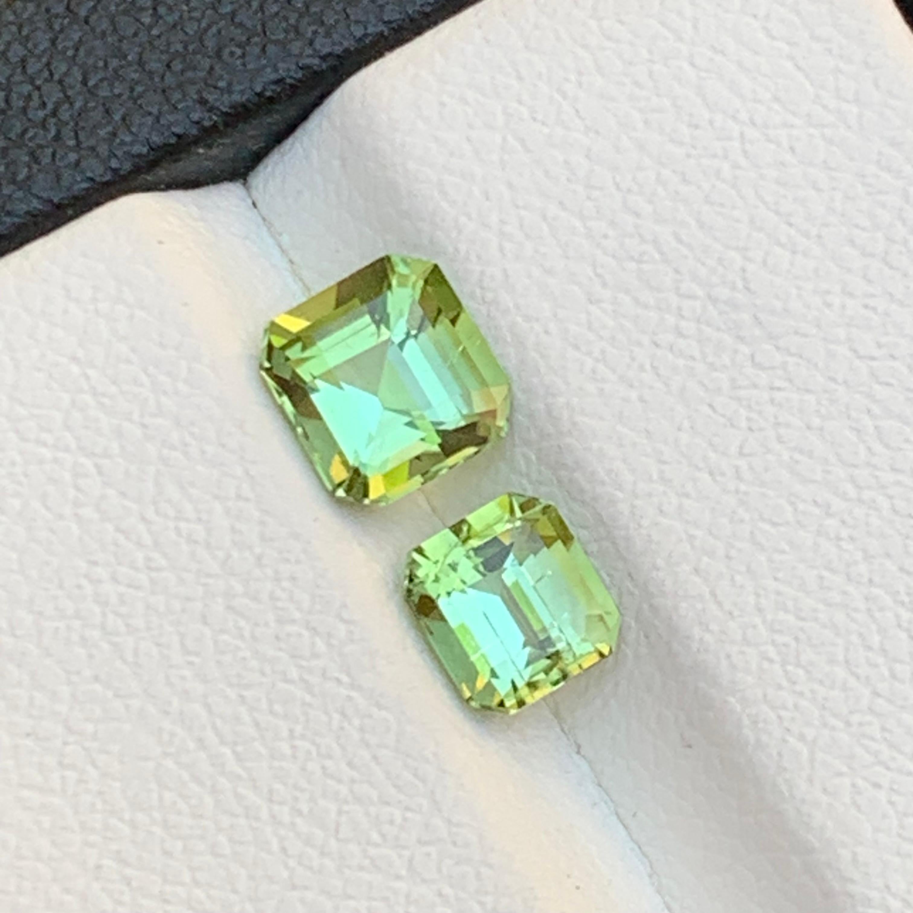 Gemme sciolte di tormalina naturale verde lime 2,05 carati taglio smeraldo - Gioielli in vendita 3