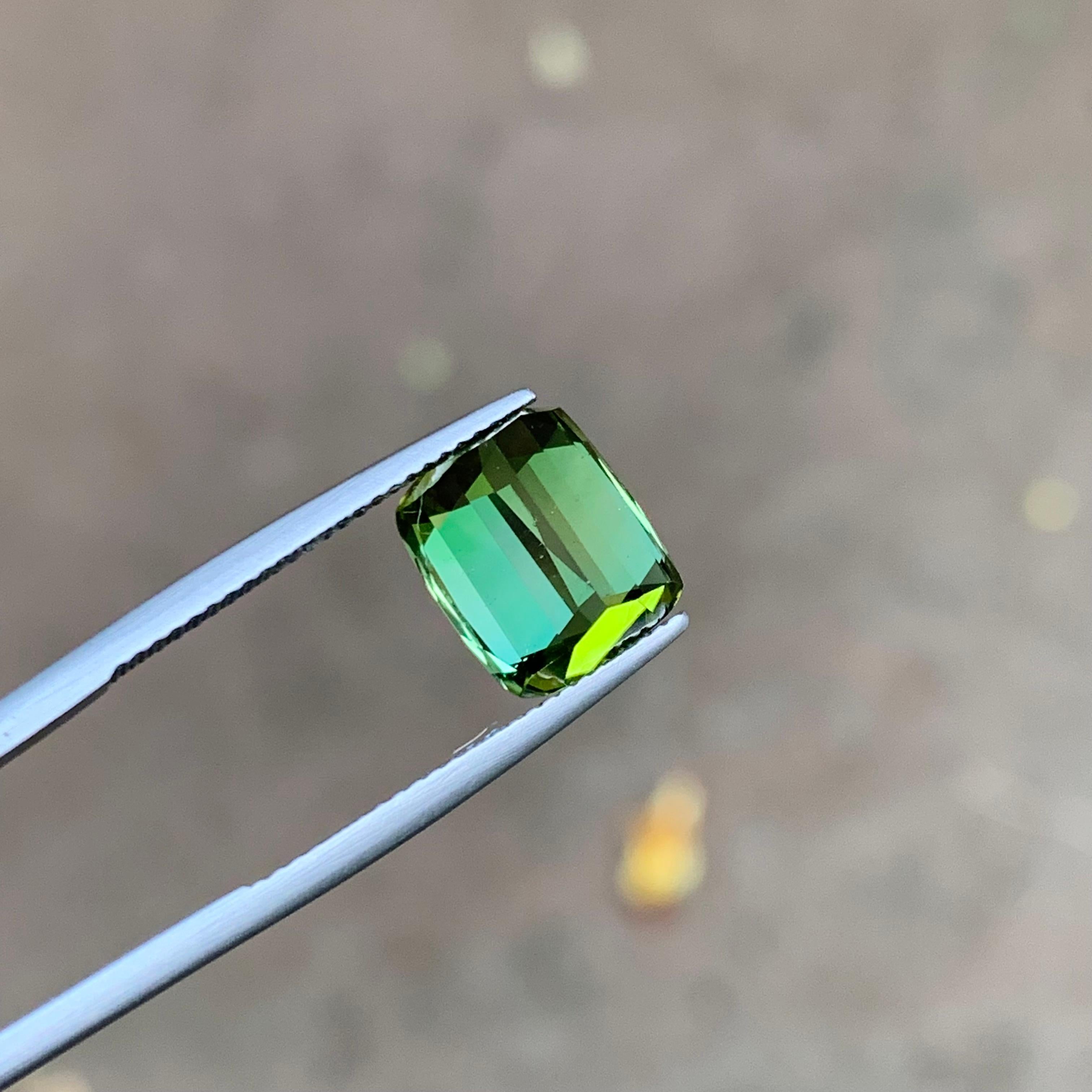Lime Green Two Tone Natural Tourmaline Ring Loose Gemstone 6.50 Ct Cushion Cut For Sale 7