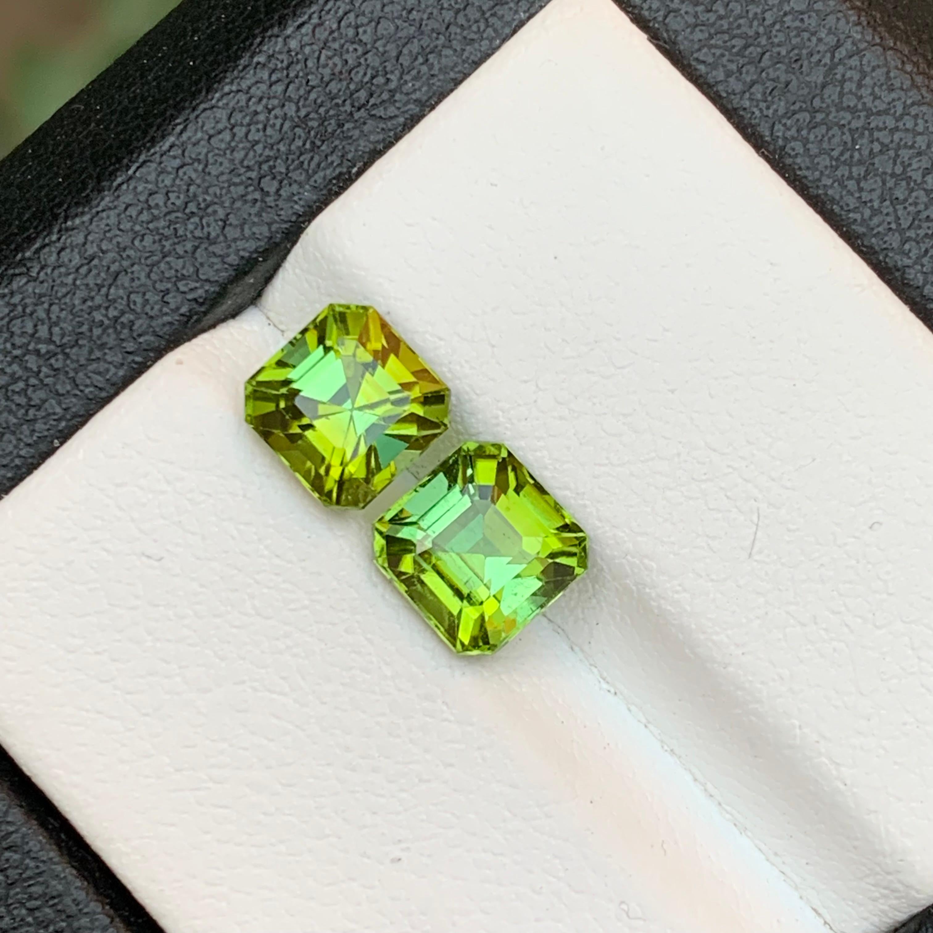 Juego de gemas sueltas de turmalina natural de color verde menta lima de 3,55 qt talla Asscher Contemporáneo en venta