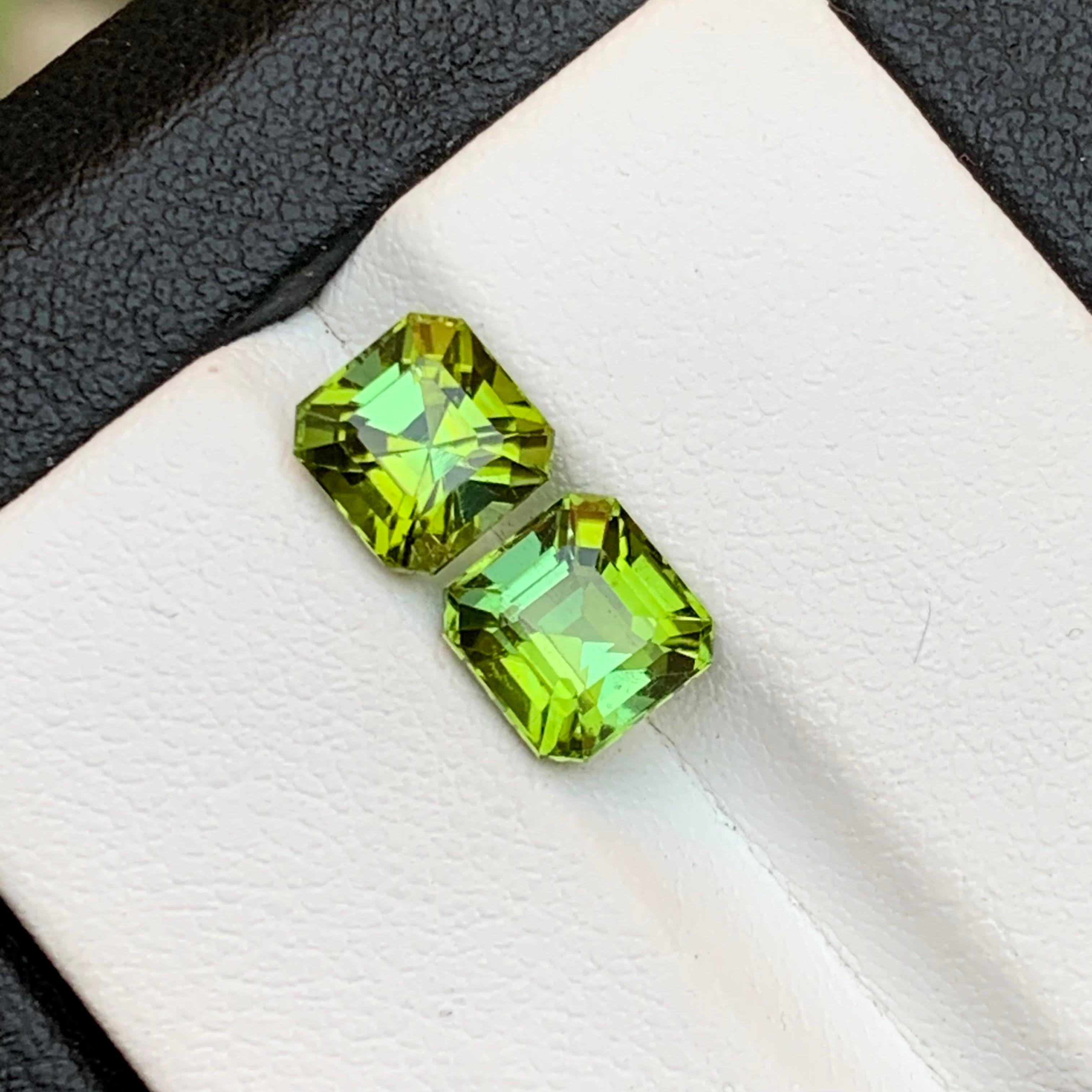 Juego de gemas sueltas de turmalina natural de color verde menta lima de 3,55 qt talla Asscher en venta 2