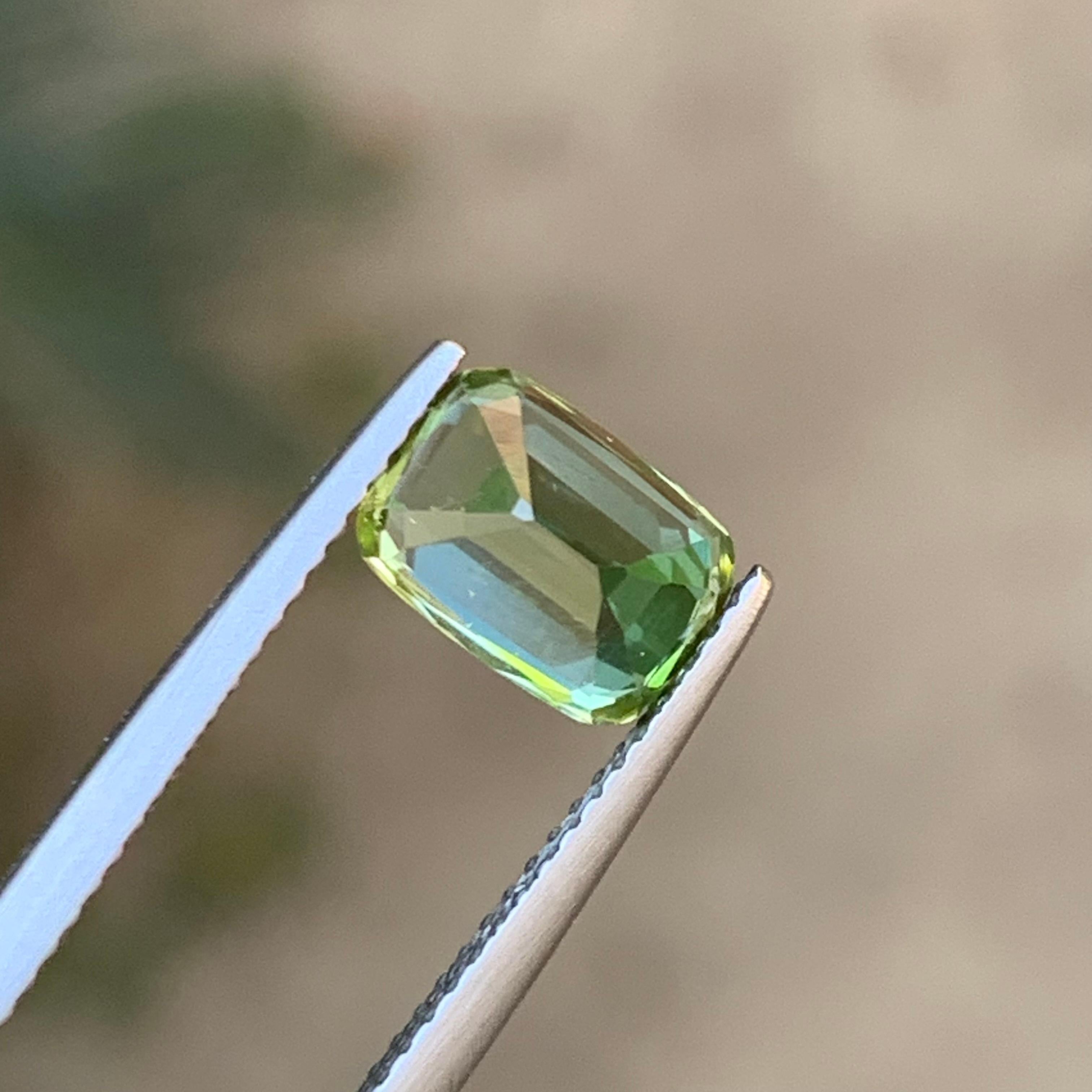Women's or Men's Lime Mint Green Natural Tourmaline Ring Loose Gemstone 2.05 Ct Cushion Cut-Jewel For Sale