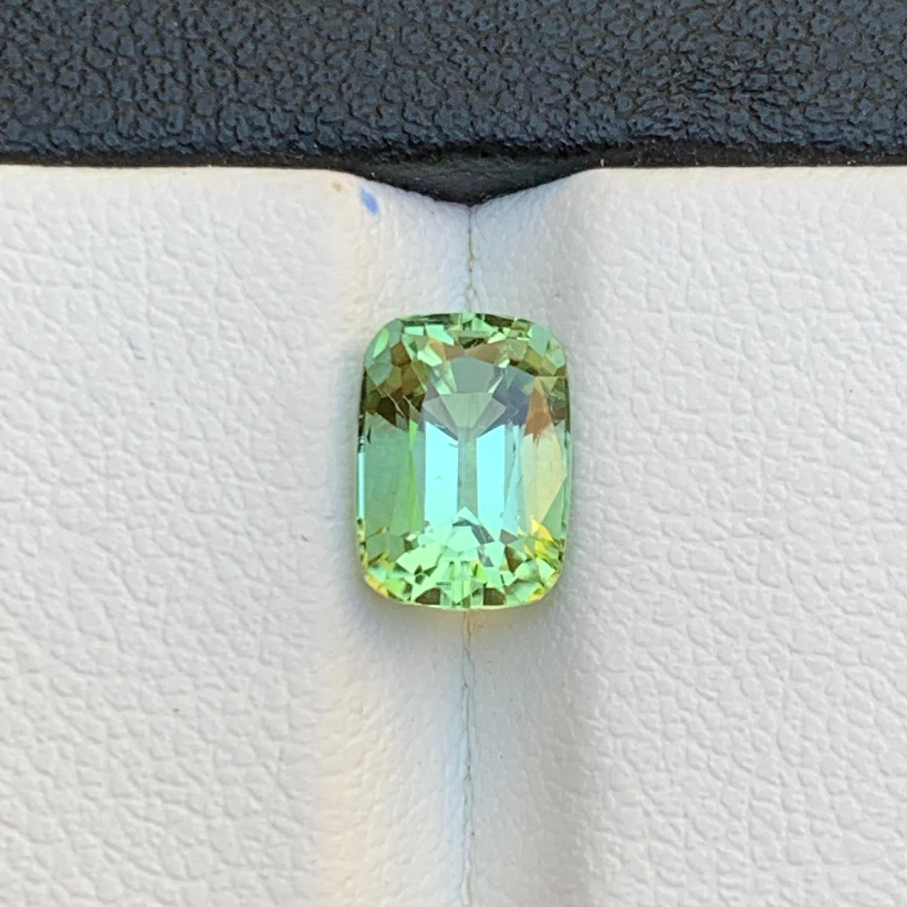 Lime Mint Green Natural Tourmaline Ring Loose Gemstone 2.05 Ct Cushion Cut-Jewel For Sale 3