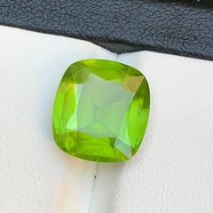 Lime Vivid Green Natural Peridot 6.80 Carat Cushion Cut Loose Gemstone for Ring
