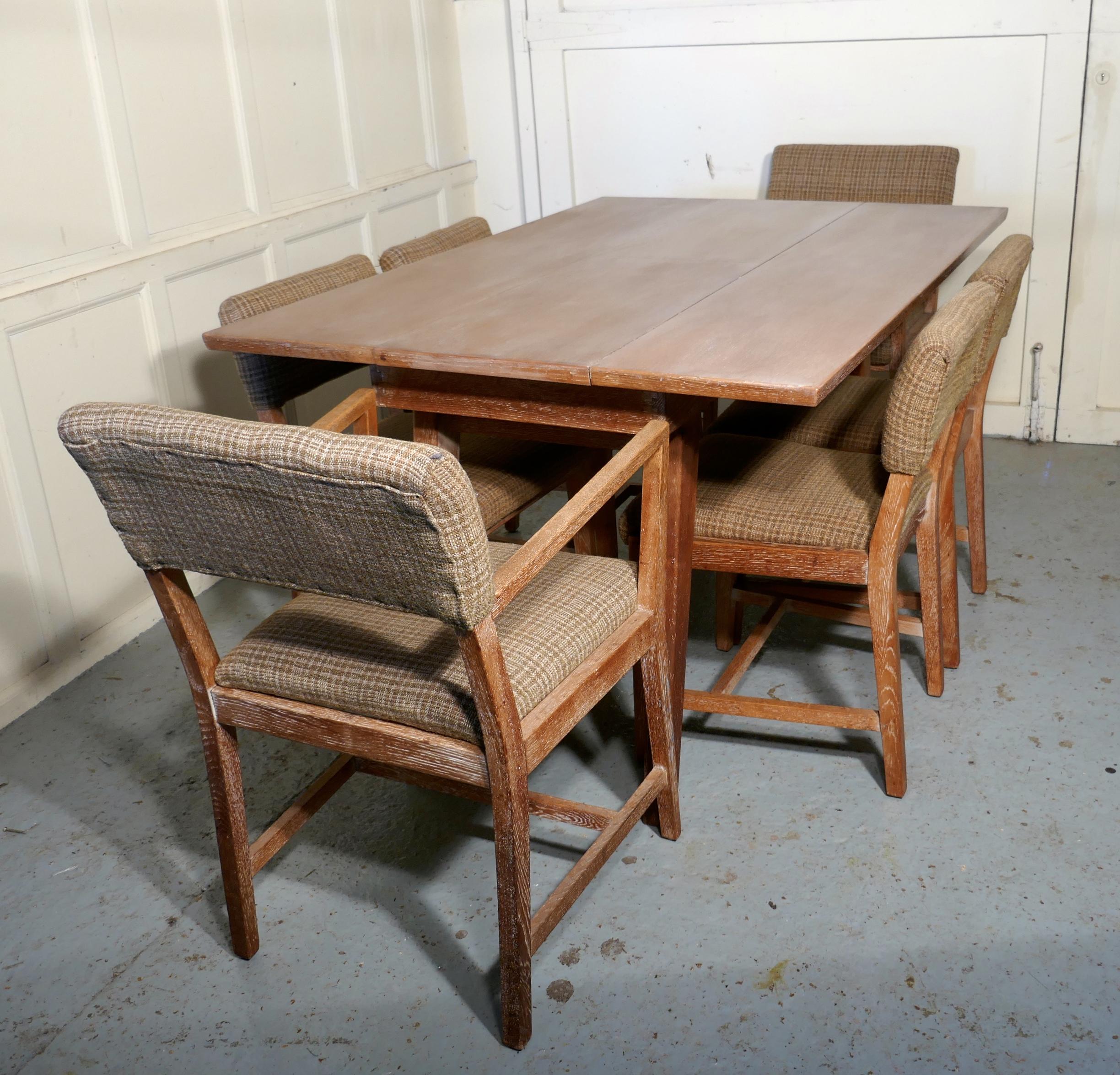 Mid-Century Modern Table de salle à manger à rallonge et ensemble de 6 chaises   en vente