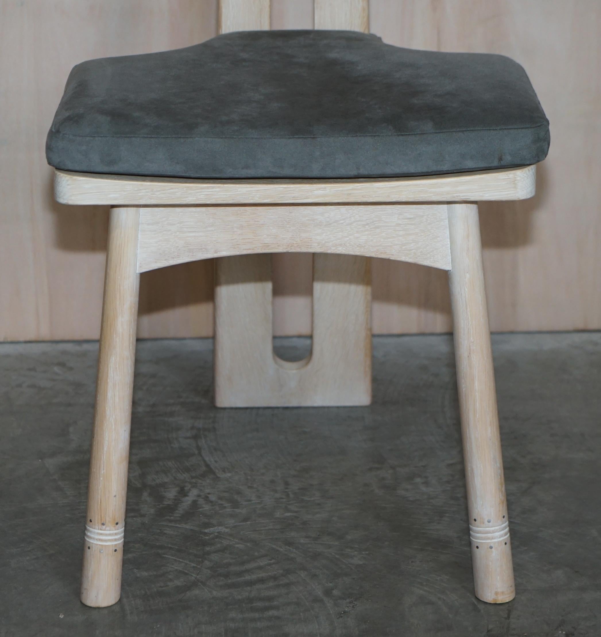 Esstisch und 8 Stühle aus Eiche mit Intarsien aus Eiche und Zinn von David Gregson Arts & Crafts im Angebot 8