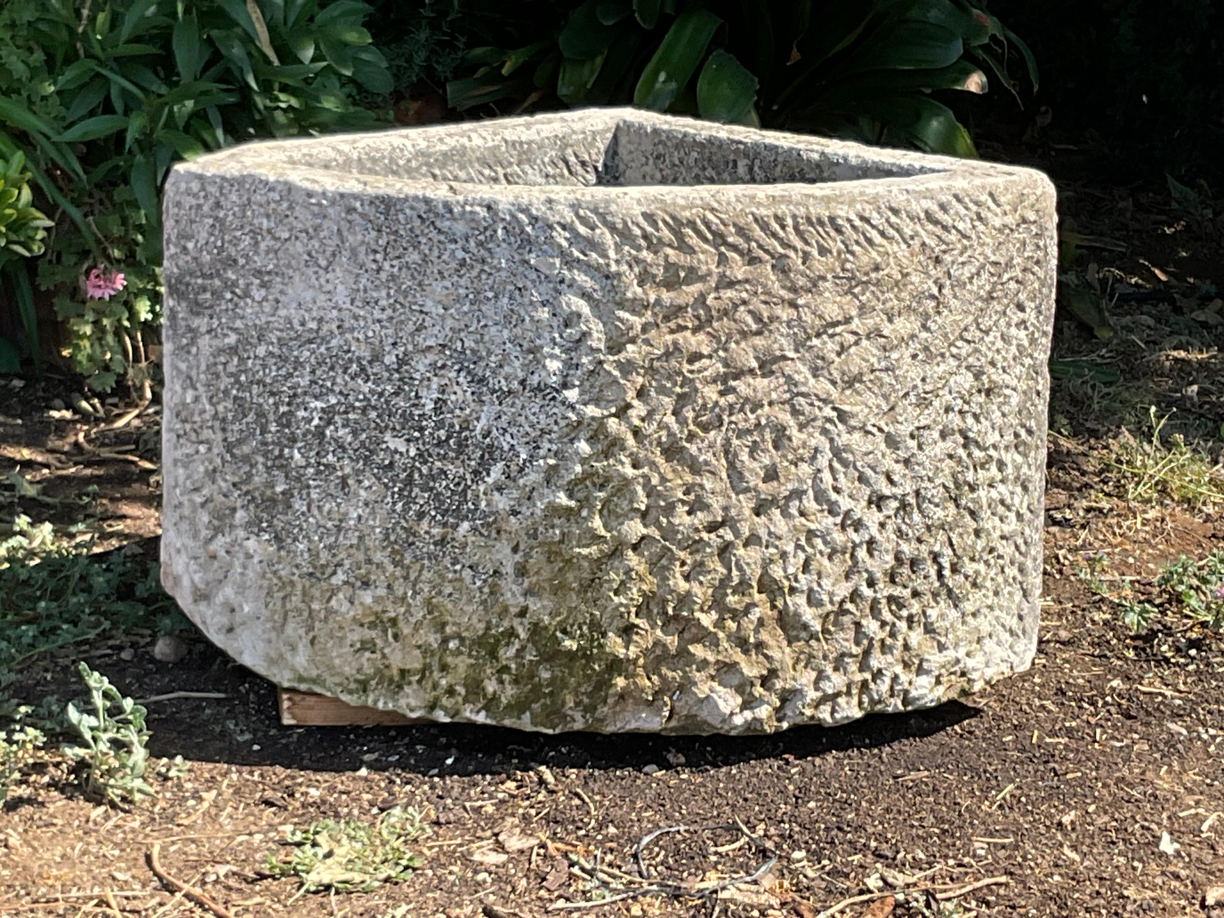 Rustic Limestone corner trough with curved facade XIXe For Sale