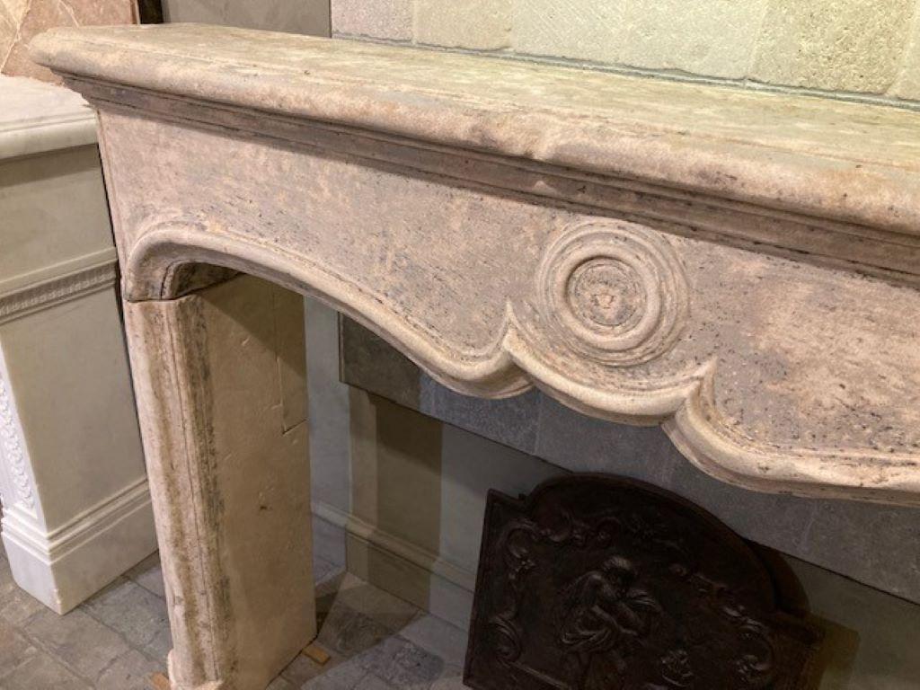 Other Limestone Fireplace Mantel, dating from the Beginning of the 19th Century For Sale