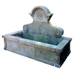 LIMESTONE FOUNTAIN OF VILLA BOCCELLA 20th Century