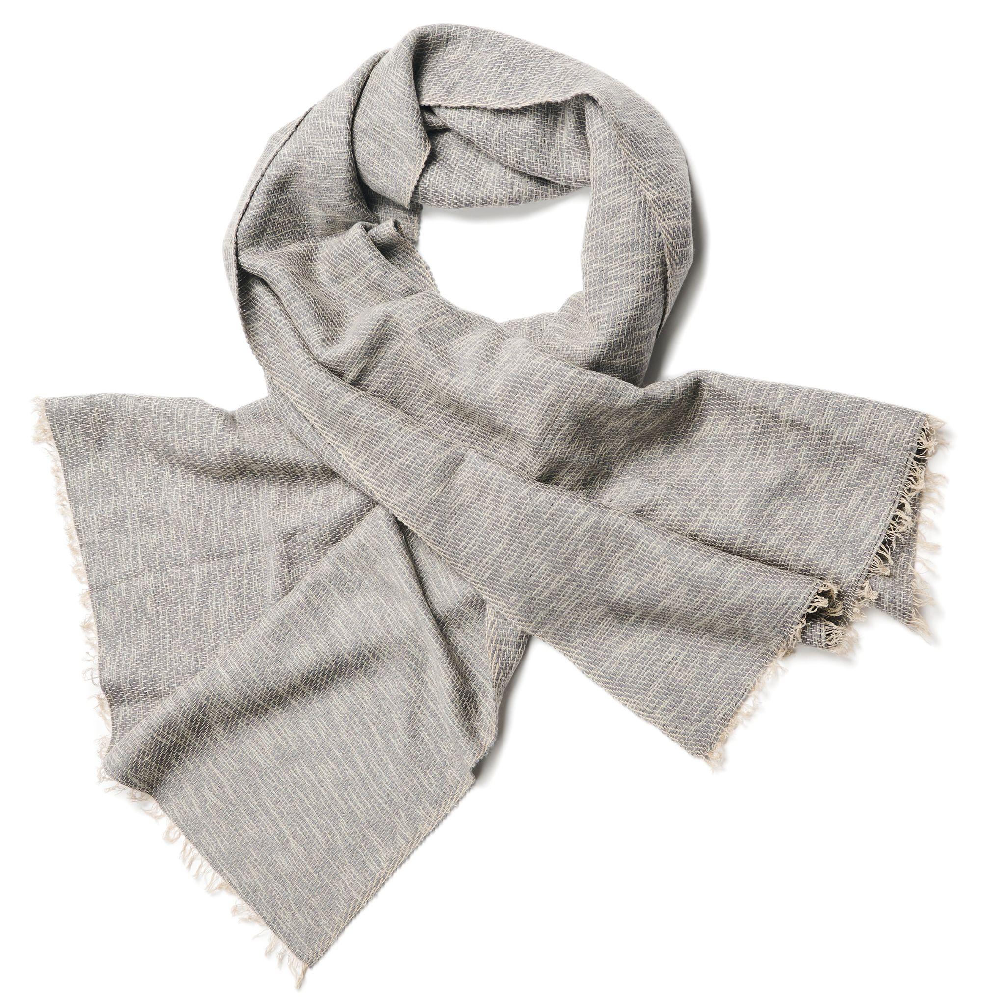 Limestone Handwoven Soft Cashmere Merino Scarf In Neutral Gray In New Condition For Sale In Bloomfield Hills, MI