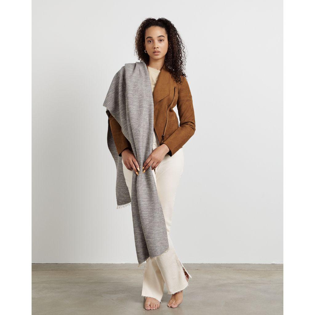 Limestone Handwoven Soft Cashmere Merino Scarf In Neutral Gray For Sale 2