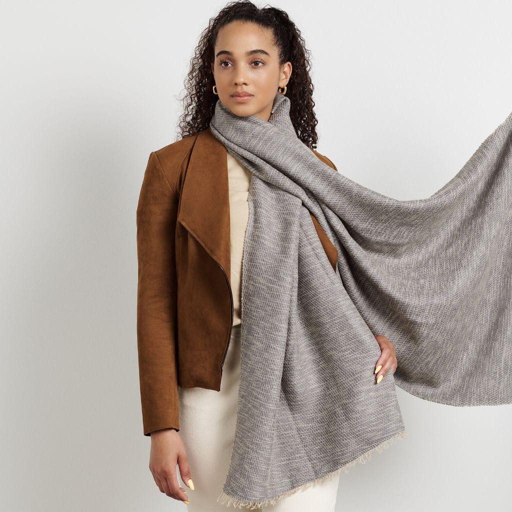 Limestone Handwoven Soft Cashmere Merino Scarf In Gray Hues For Sale 4