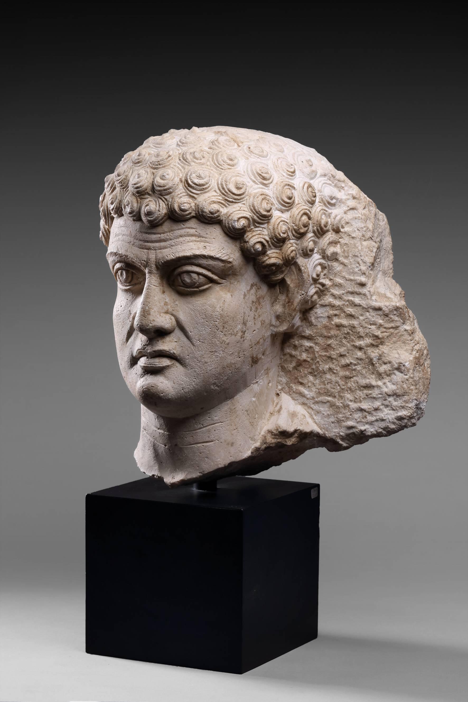 Limestone Male Head, Palmyra, 2nd-3rd Century AD In Good Condition For Sale In Paris, FR