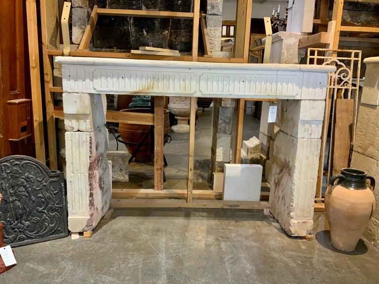 1780s French Limestone Mantel For Sale at 1stDibs