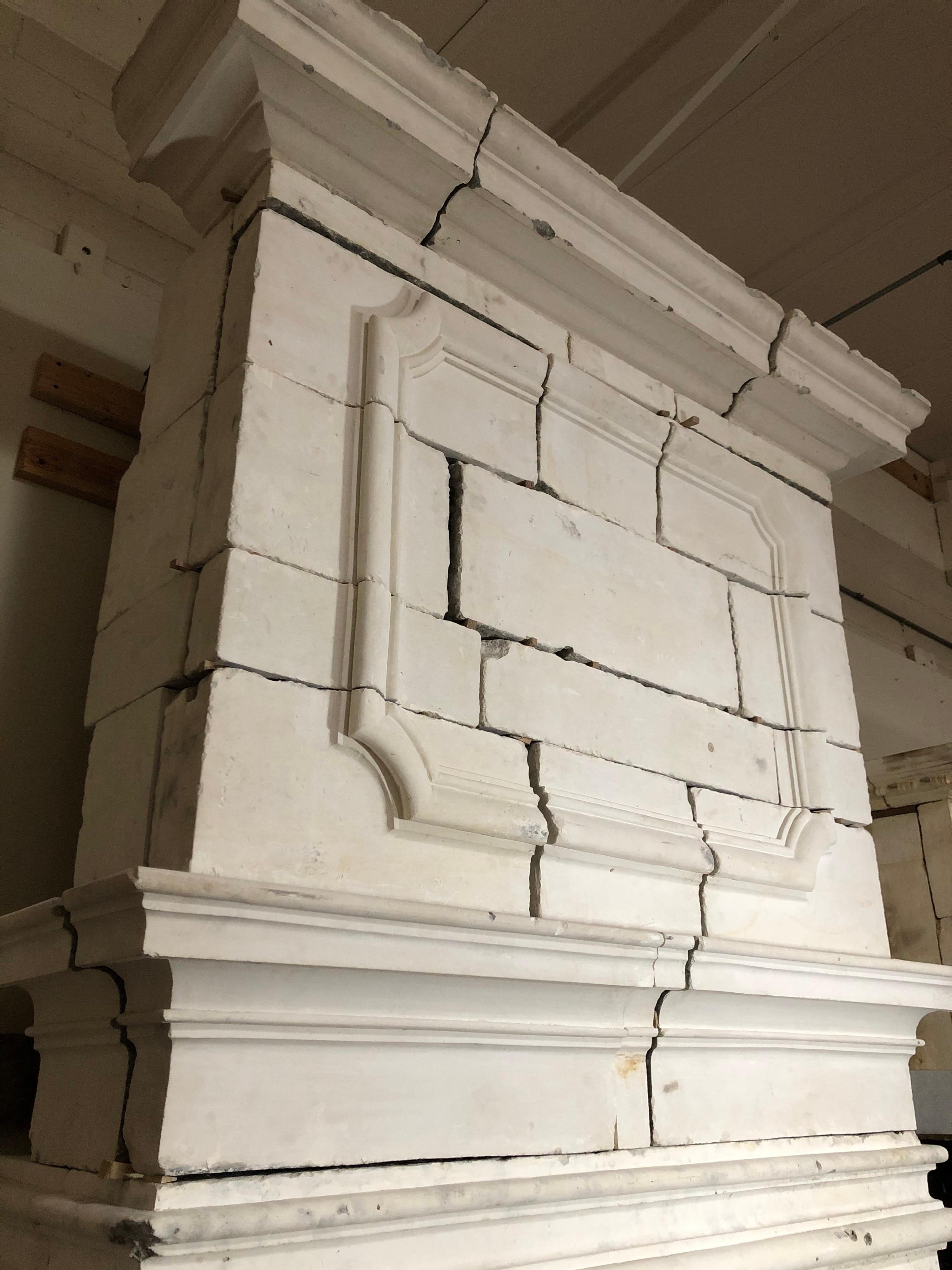 This majestic limestone mantel Louis XIII origins from France, circa 1680.

Measurements Firebox: W 48