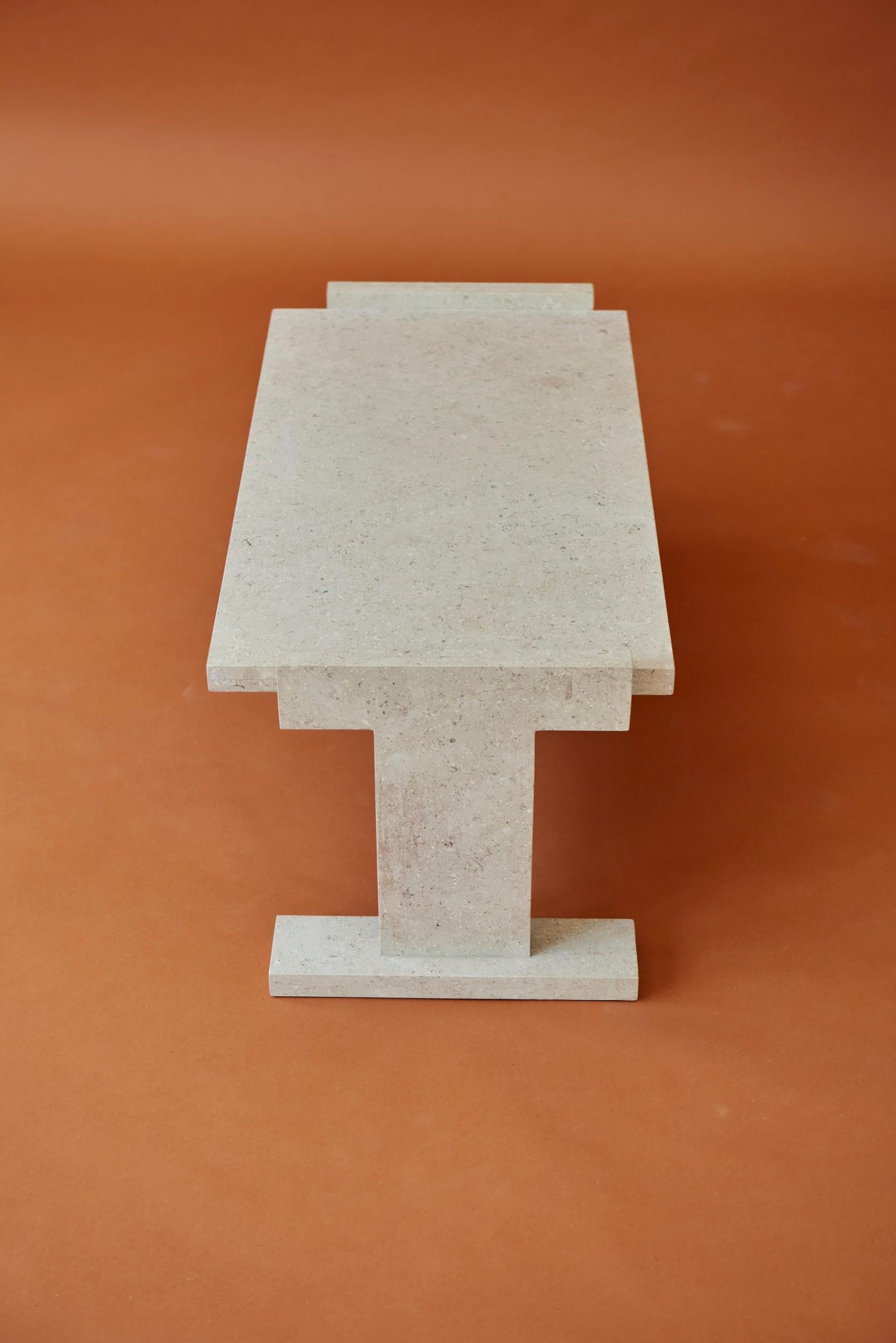XXIe siècle et contemporain Table basse en pierre calcaire tissée par Nish Studio en vente
