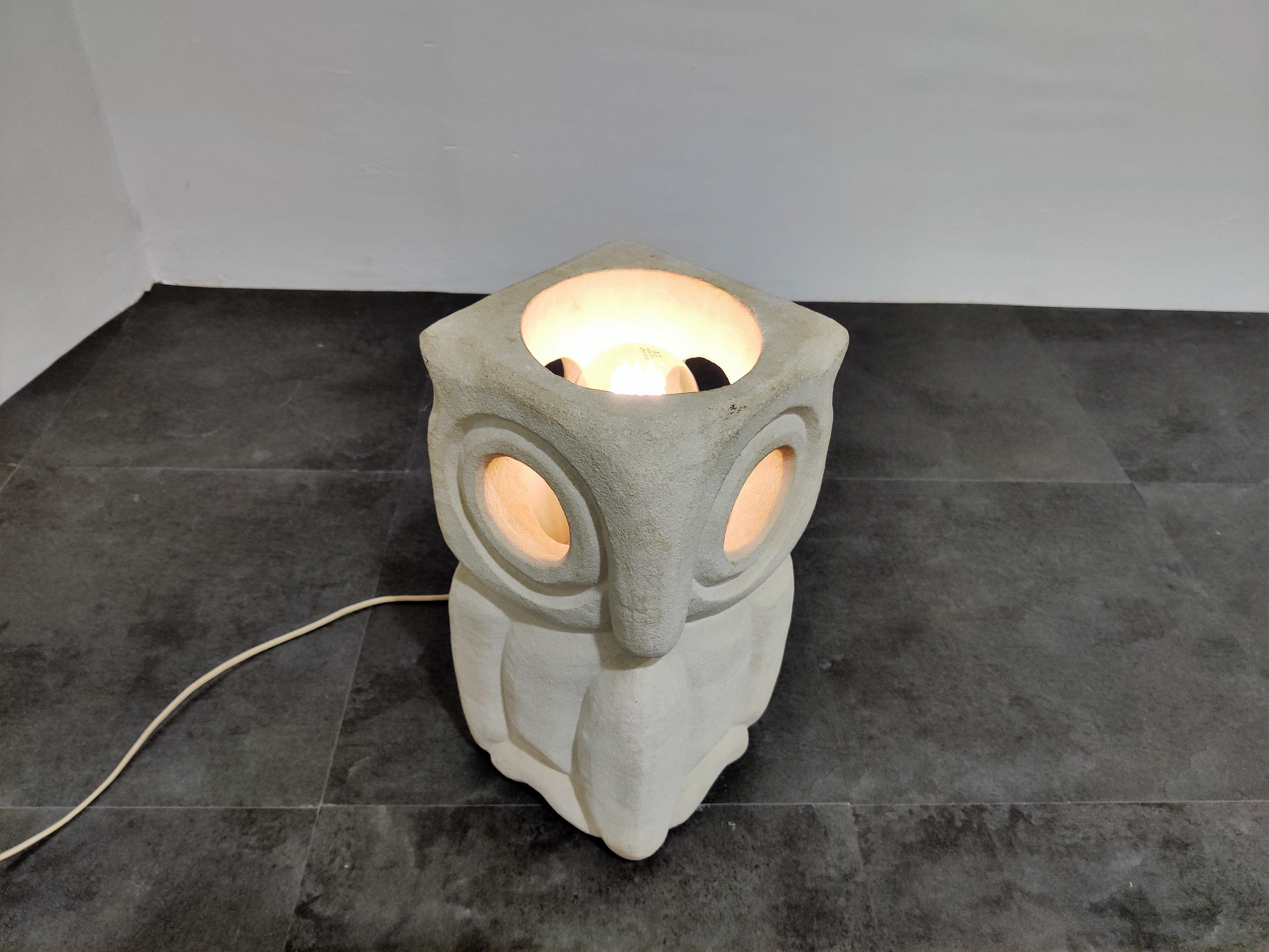 Limestone Owl Lamp by Albert Tormos, 1970s In Excellent Condition In HEVERLEE, BE