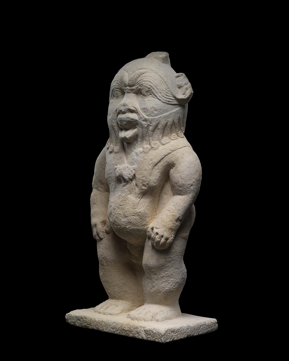 Egizio Statua di Bes in pietra calcarea in vendita
