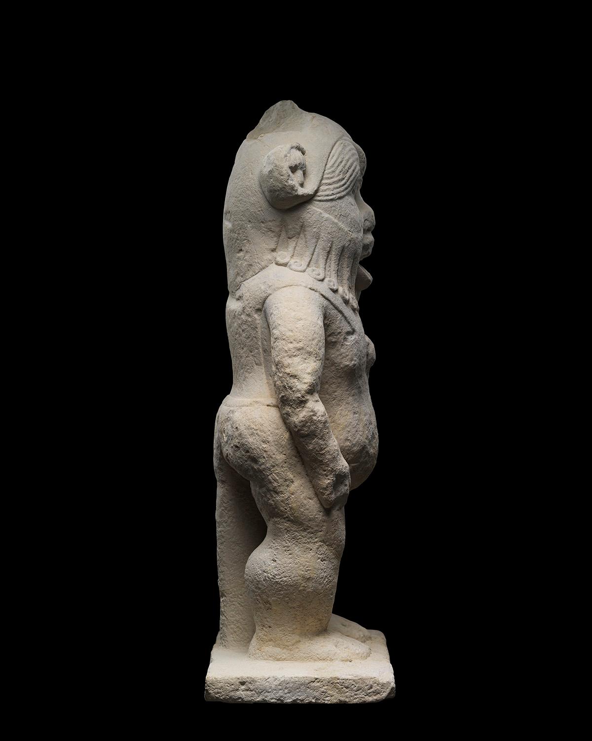 Fino al XVIII secolo Statua di Bes in pietra calcarea in vendita