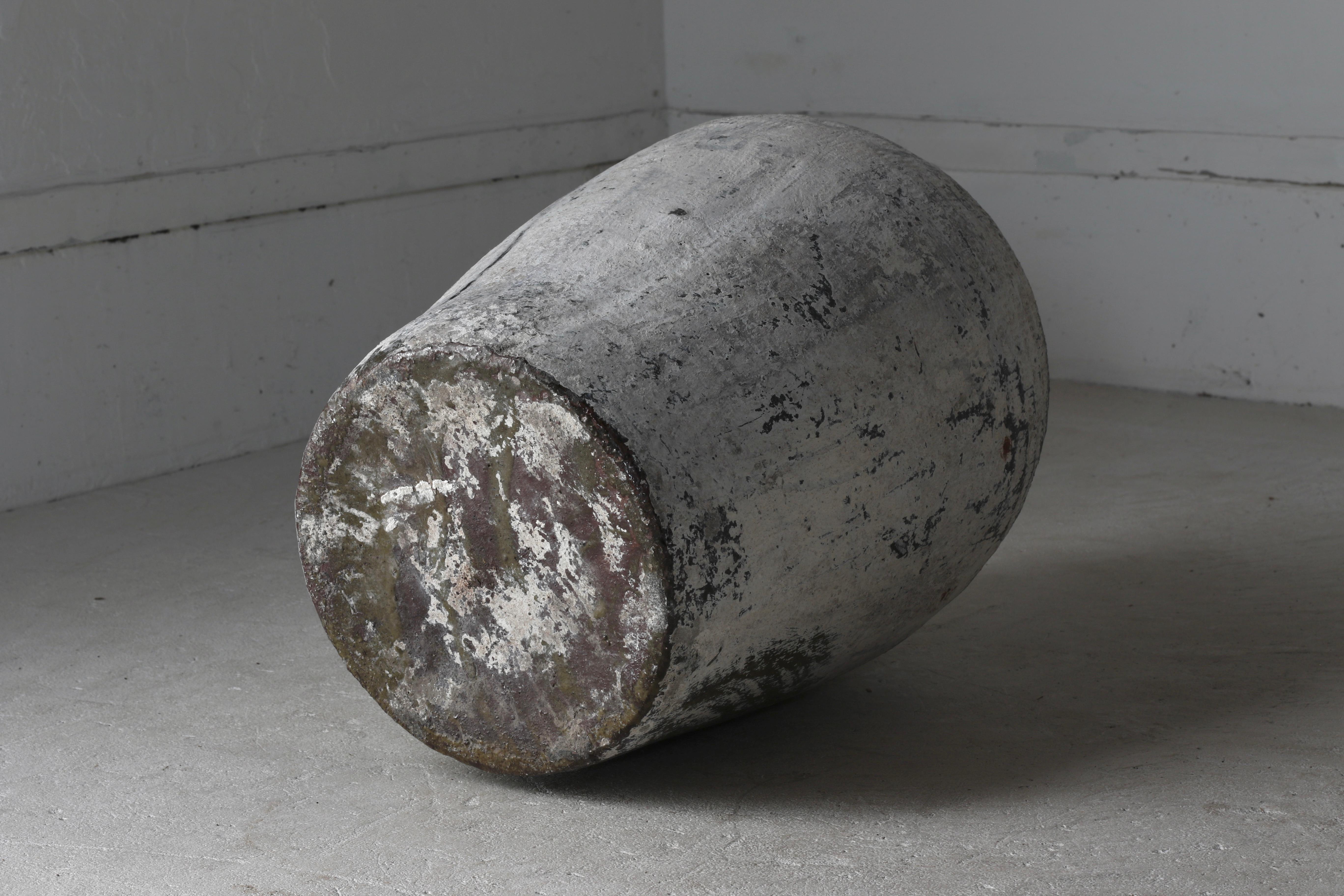 Jarre à saké striée de calcaire / Vase à fleurs / Wabi-sabi en vente 7