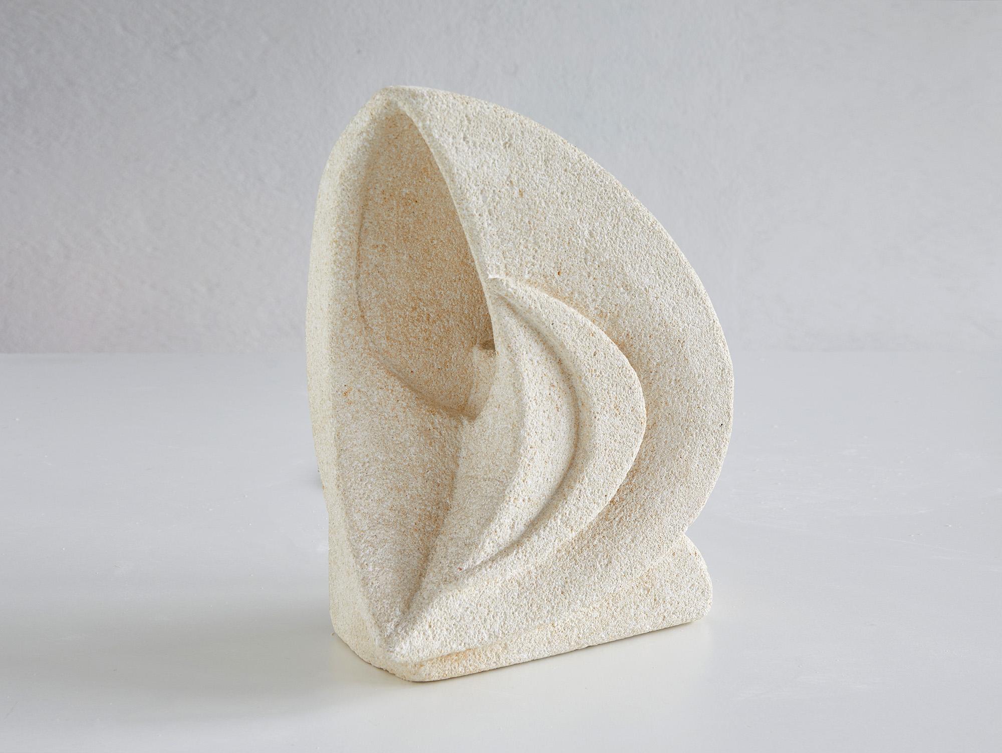 Lampe de table en calcaire Albert Tormos, France, 1970 Bon état - En vente à Renens, CH