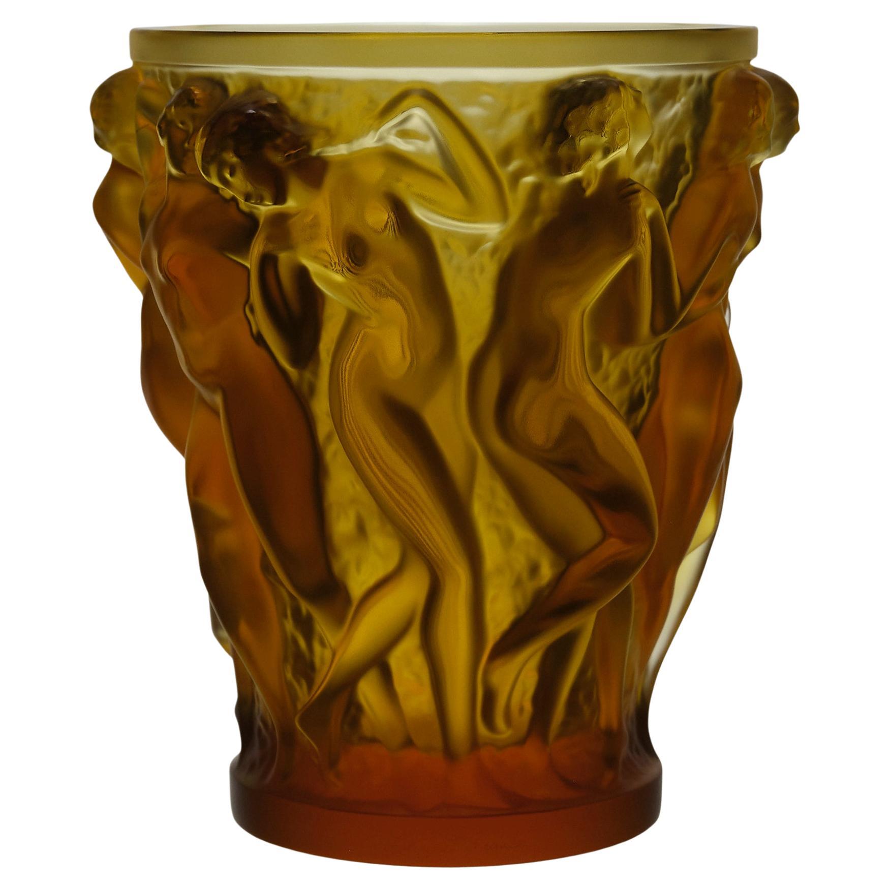 Vase « Bacchantes » en verre de cristal ambré à édition limitée pour l'anniversaire de Lalique