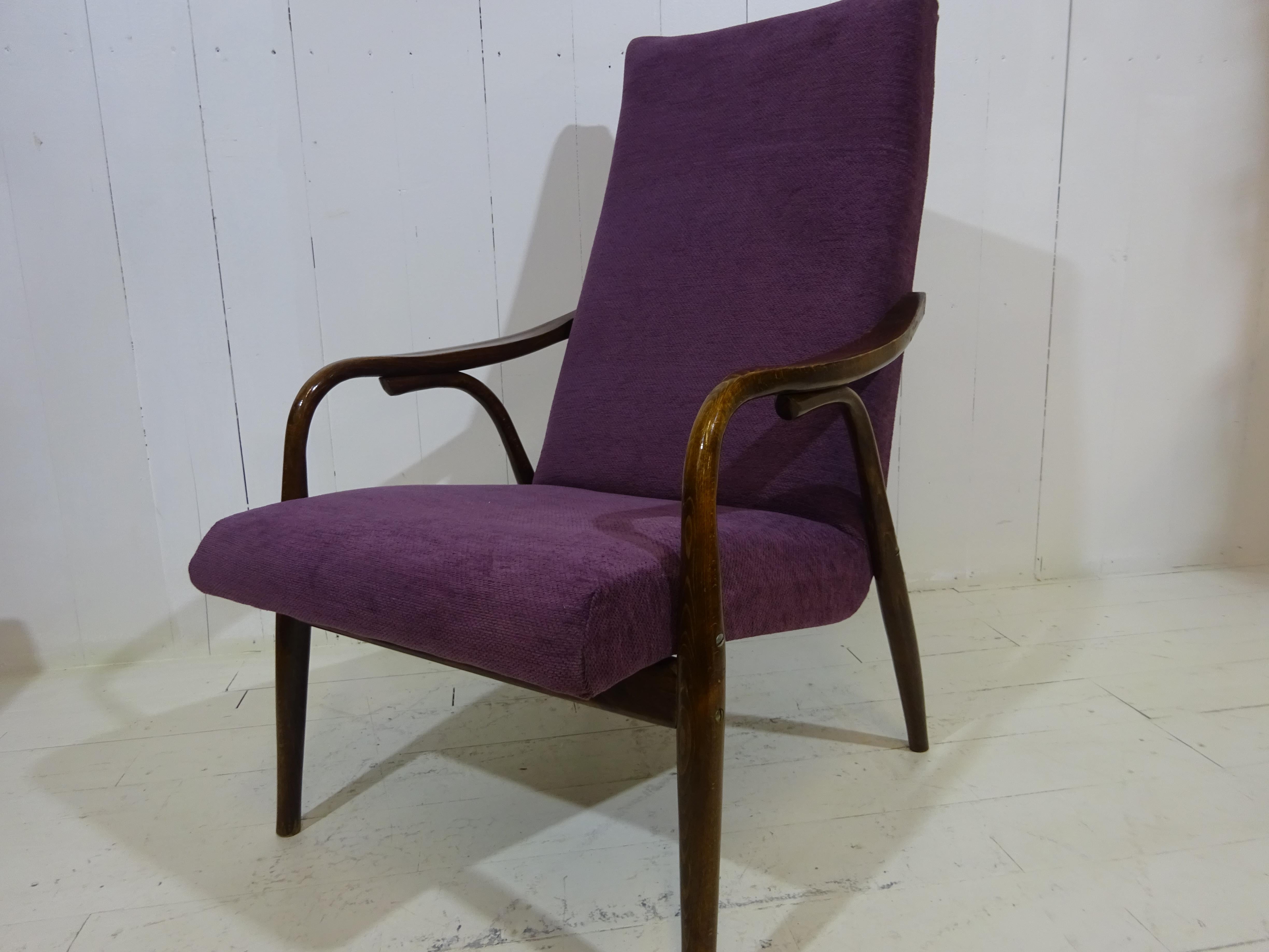 Limited Edition 1960's Bentwood Lounge Chair in Purple Chenille by Ton 2