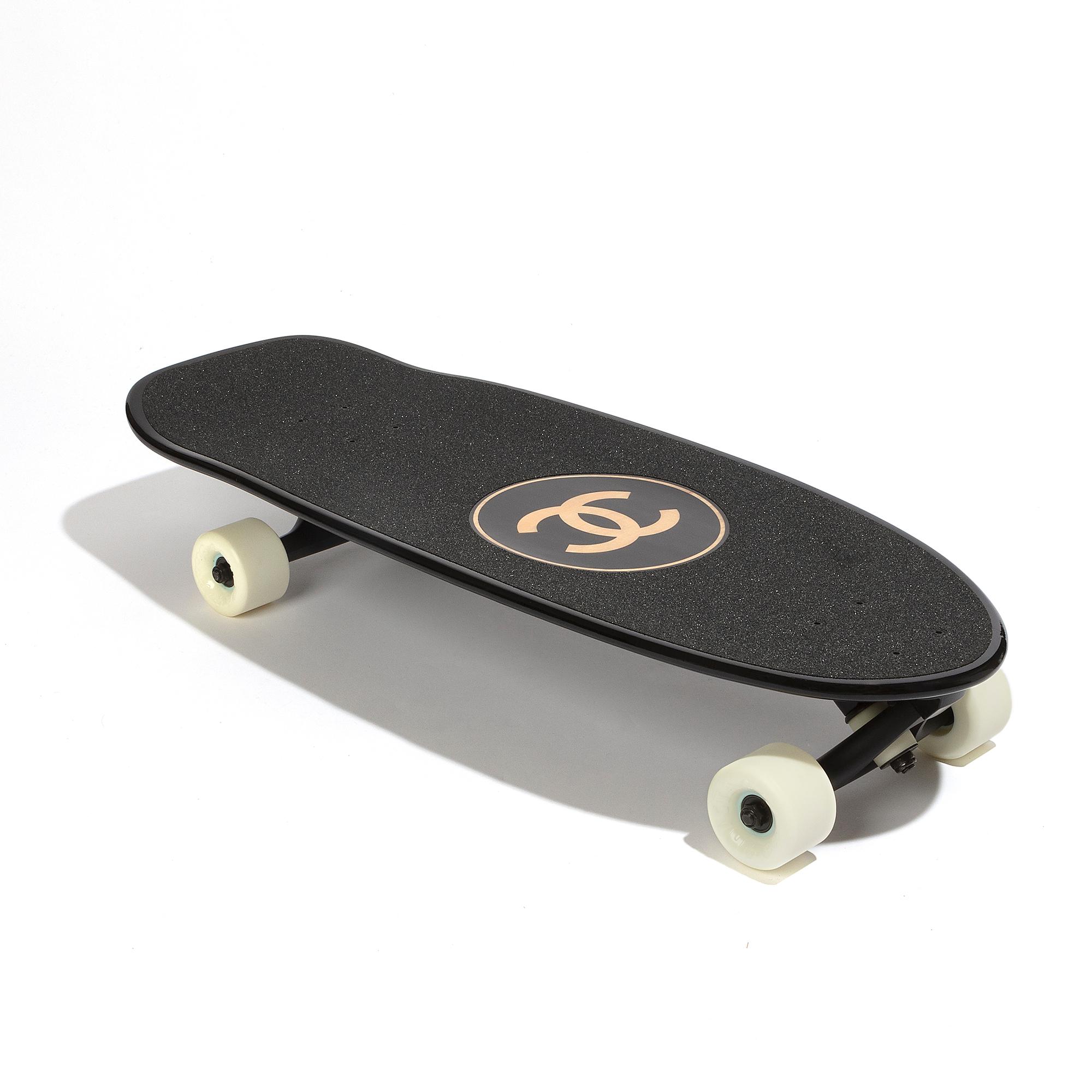 Limited Edition 2019 Skateboard 1