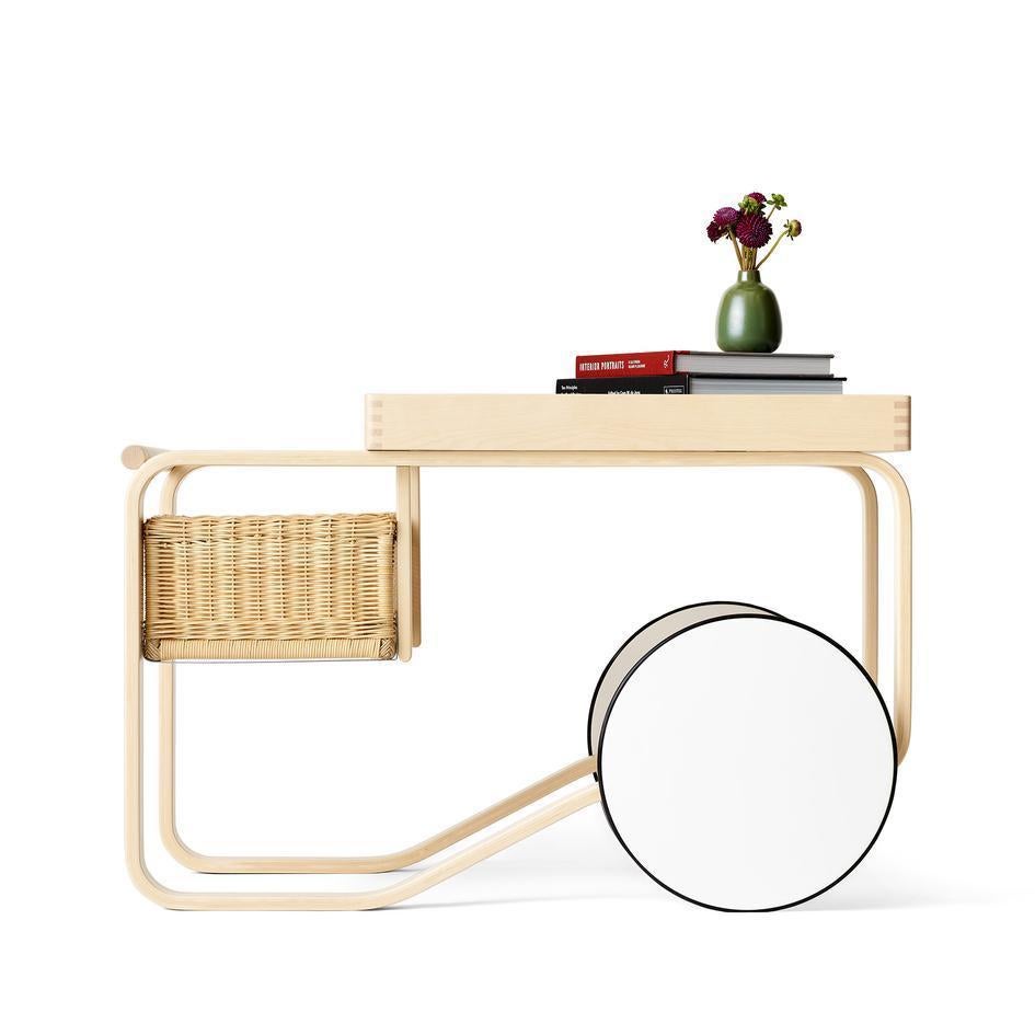 Limited Edition Alvar Aalto Tea Trolley 900 in Deep Sea by Artek + Heath In New Condition For Sale In New York, NY