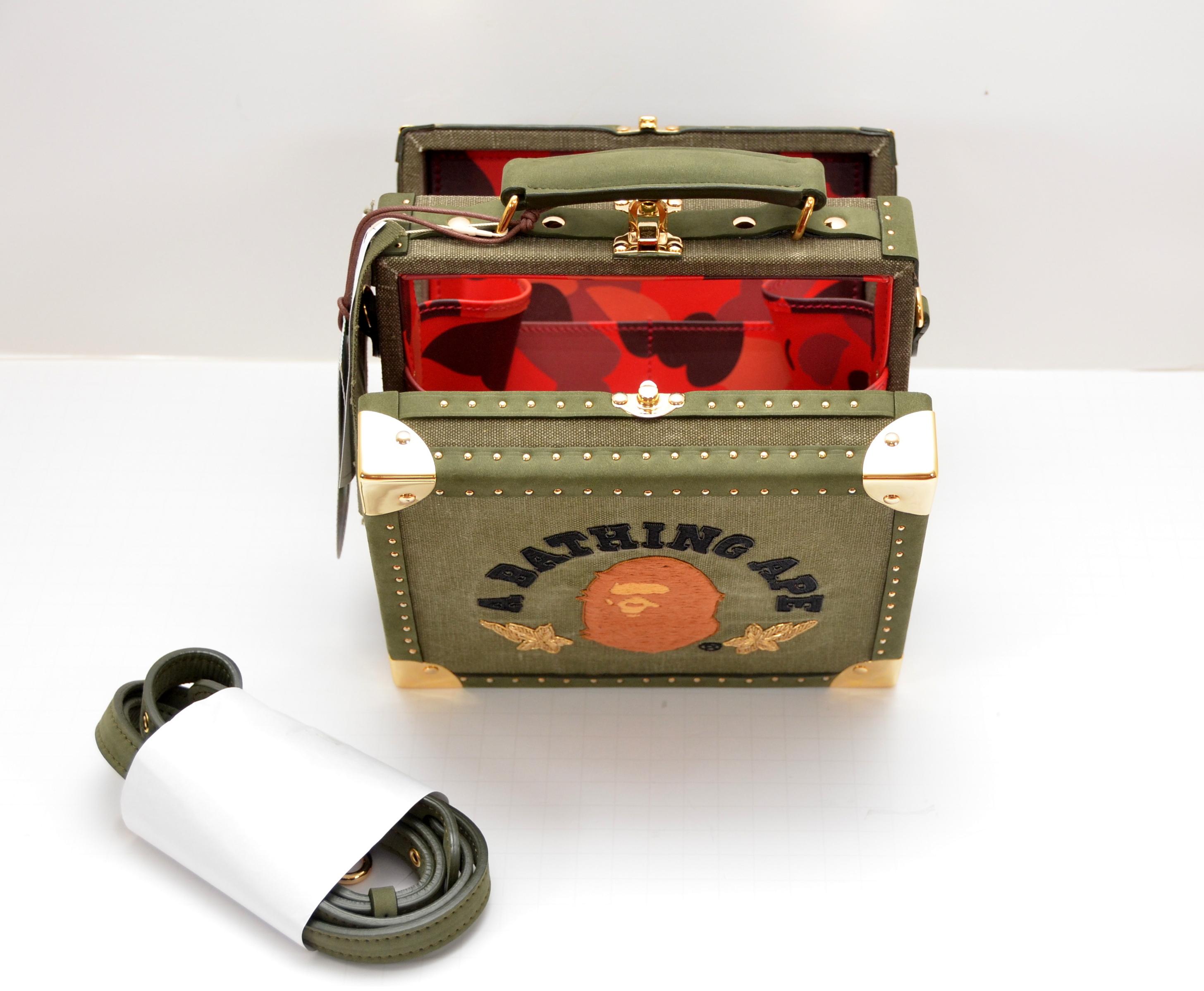Die limitierte Auflage: BAPE x READYMADE  F/W 2021  Lunchbox  Handtasche NEU mit Etikett im Angebot 4