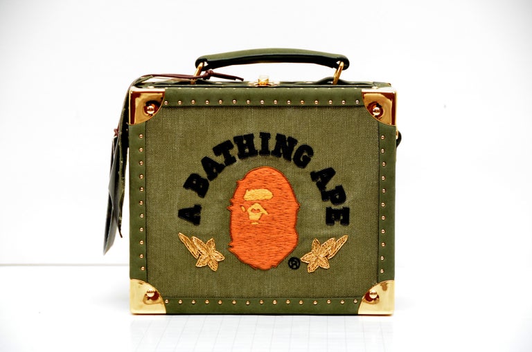 Edition limitee BAPE x READYMADE A H 2021 Boite a lunch NOUVEAU Sac a main avec etiquettes En vente sur 1stDibs sac bape louis vuitton prix bape louis vuitton bag louis