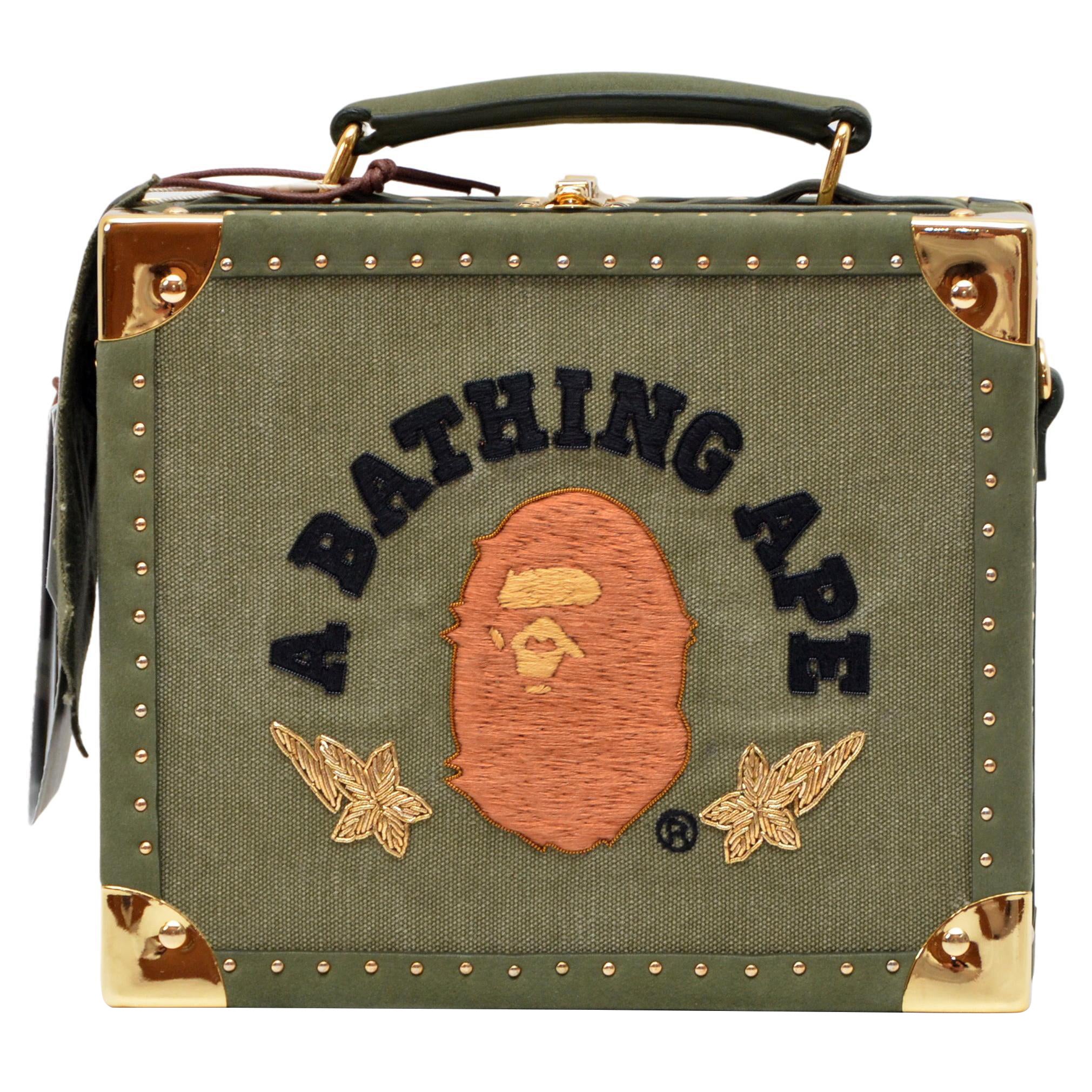 Die limitierte Auflage: BAPE x READYMADE  F/W 2021  Lunchbox  Handtasche NEU mit Etikett im Angebot