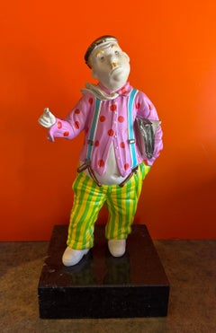 Edición limitada de la escultura de bronce de un payaso titulada "El soñador" de Hiro Yamagata