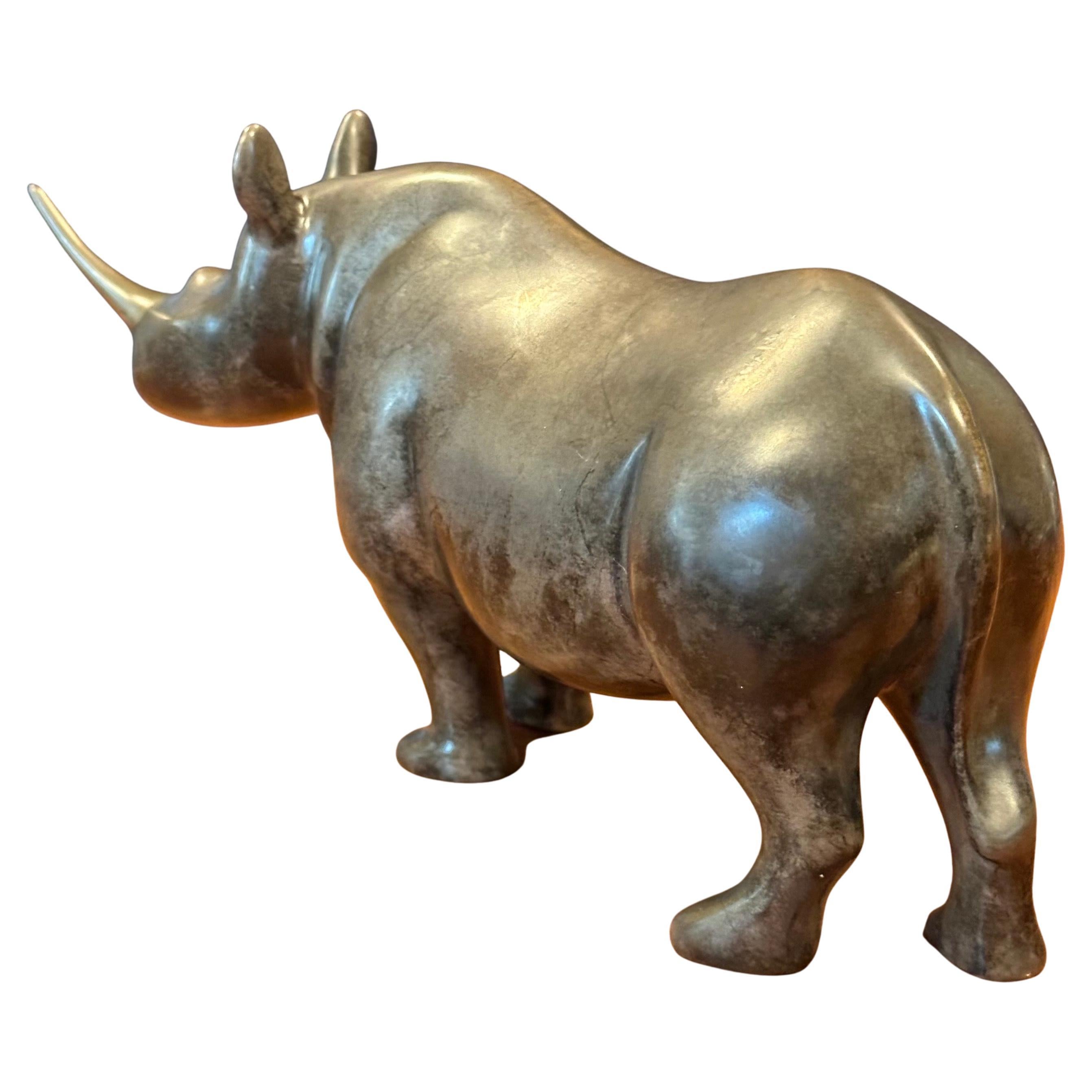 Mid-Century Modern Limited Edition Bronze Rhinoceros Sculpture by Loet Vanderveen en vente