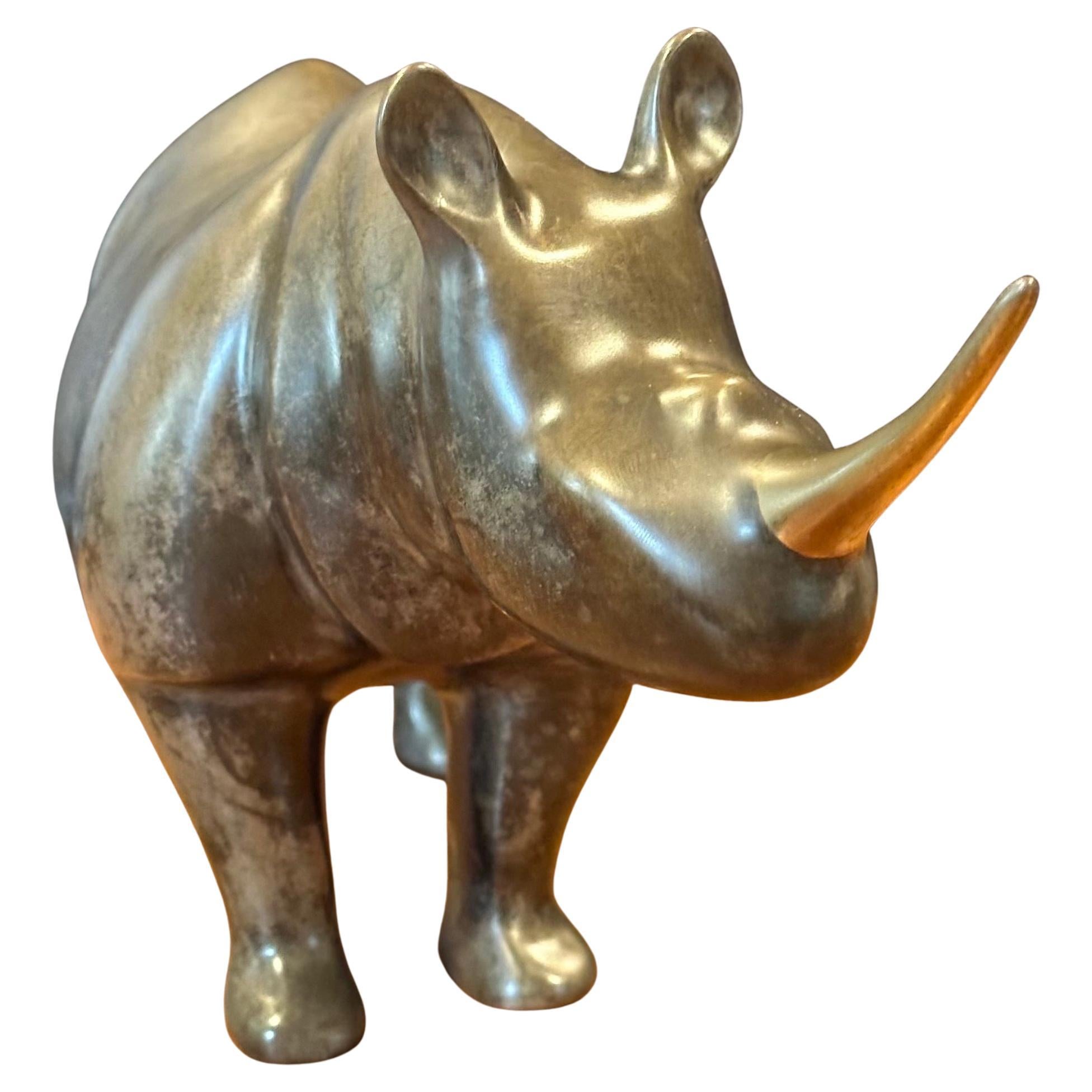 Néerlandais Limited Edition Bronze Rhinoceros Sculpture by Loet Vanderveen en vente