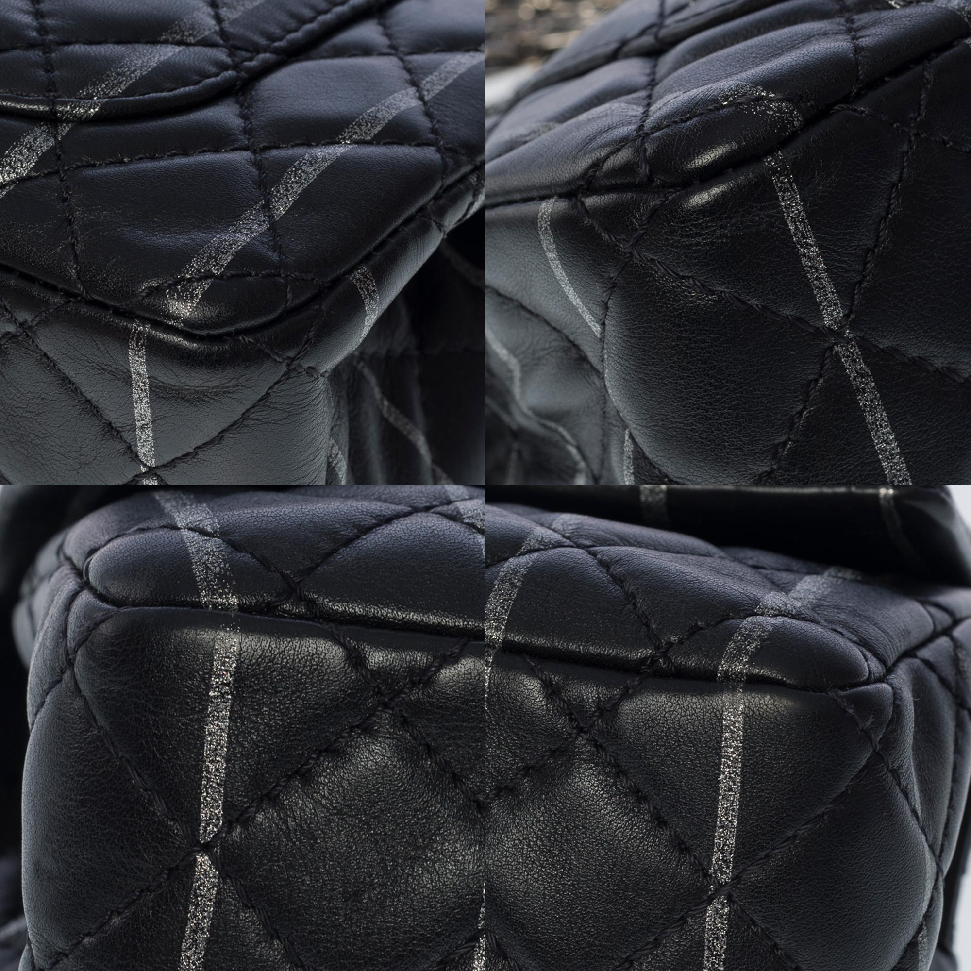 Limited edition Chanel 2.55 Mini flap shoulder bag in black quilted lambskin, SHW 7