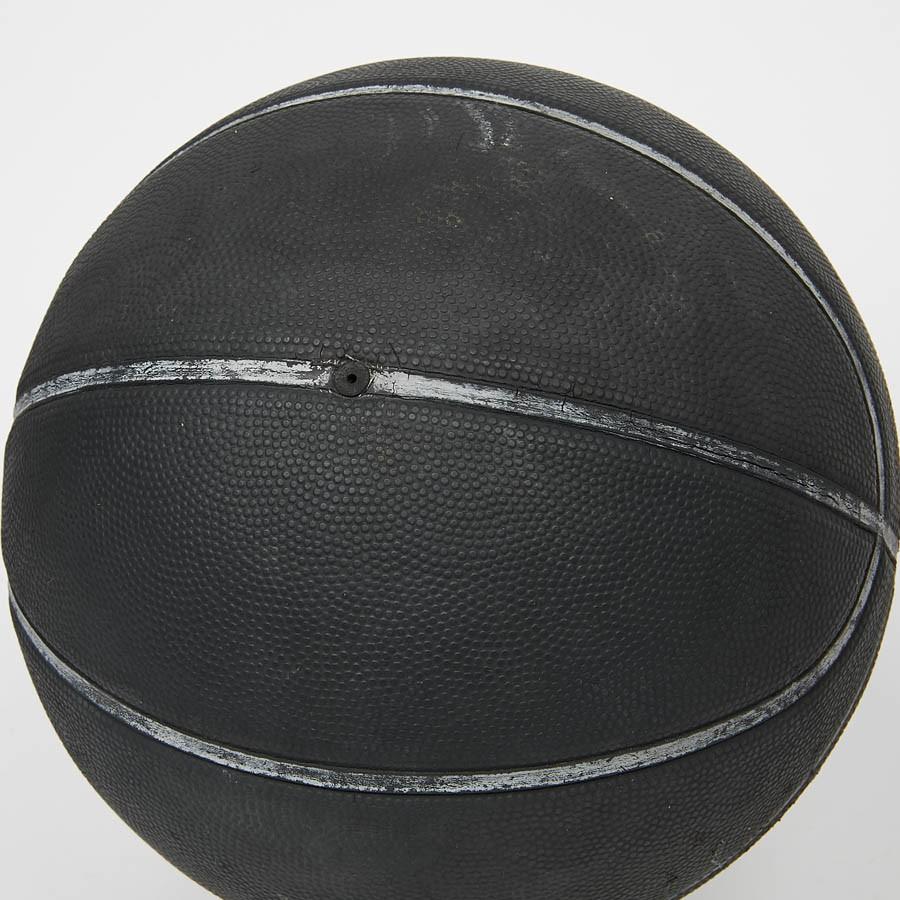 Chanel Basketball in limitierter Auflage 1