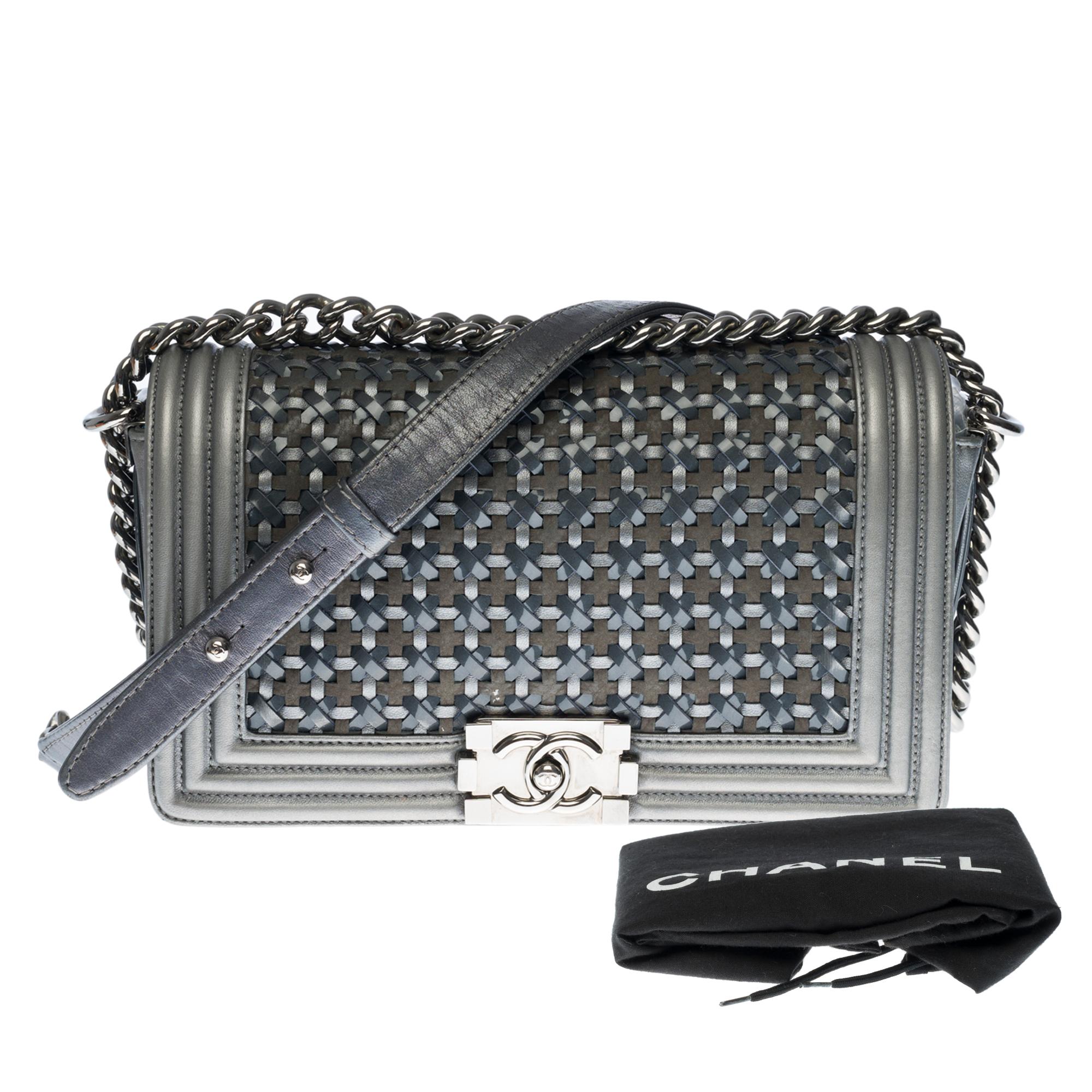 Limited Edition Chanel Boy Old medium shoulder bag in Grey braided leather, SHW 3