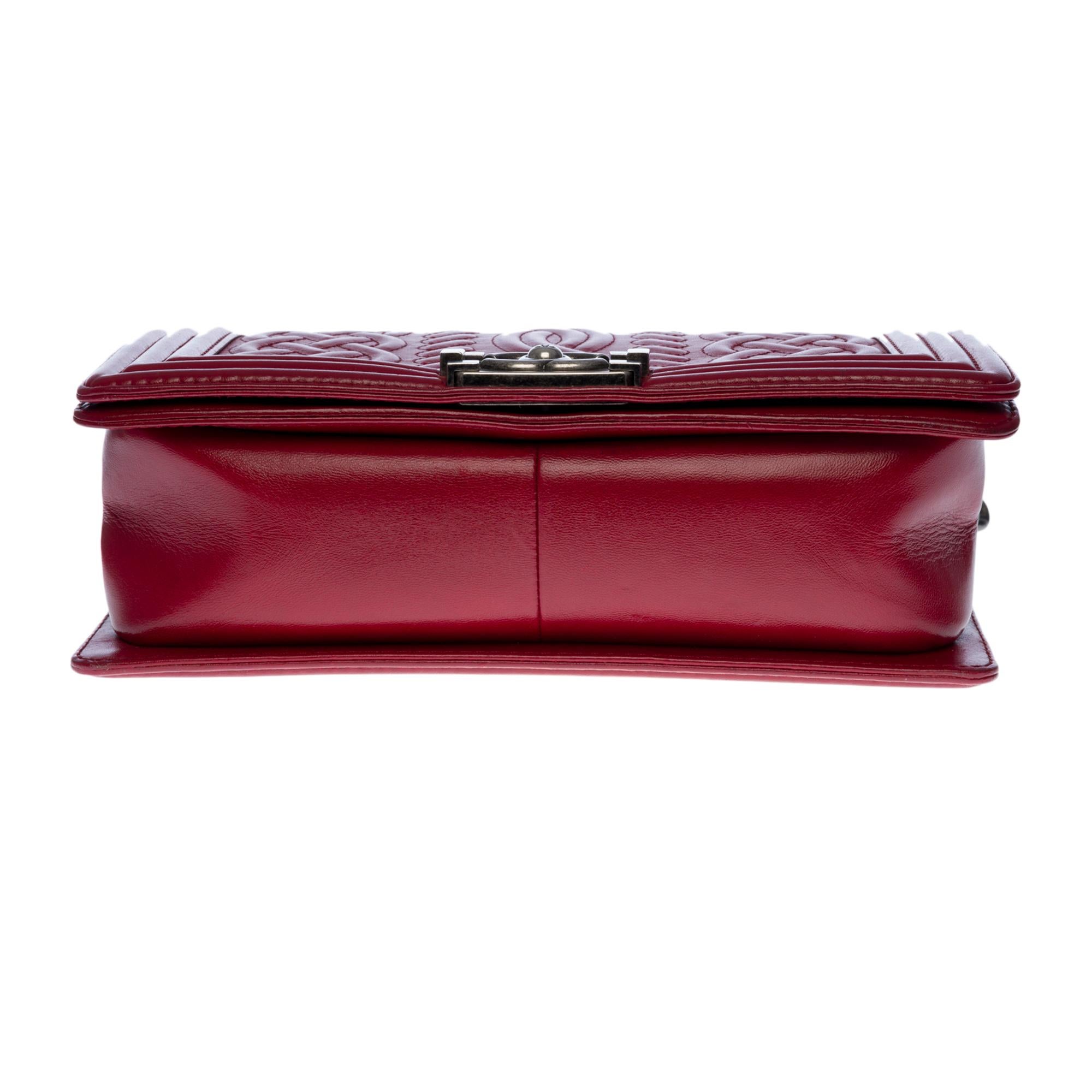 Limited Edition Chanel Boy Old medium shoulder bag in red embossed leather, SHW 2
