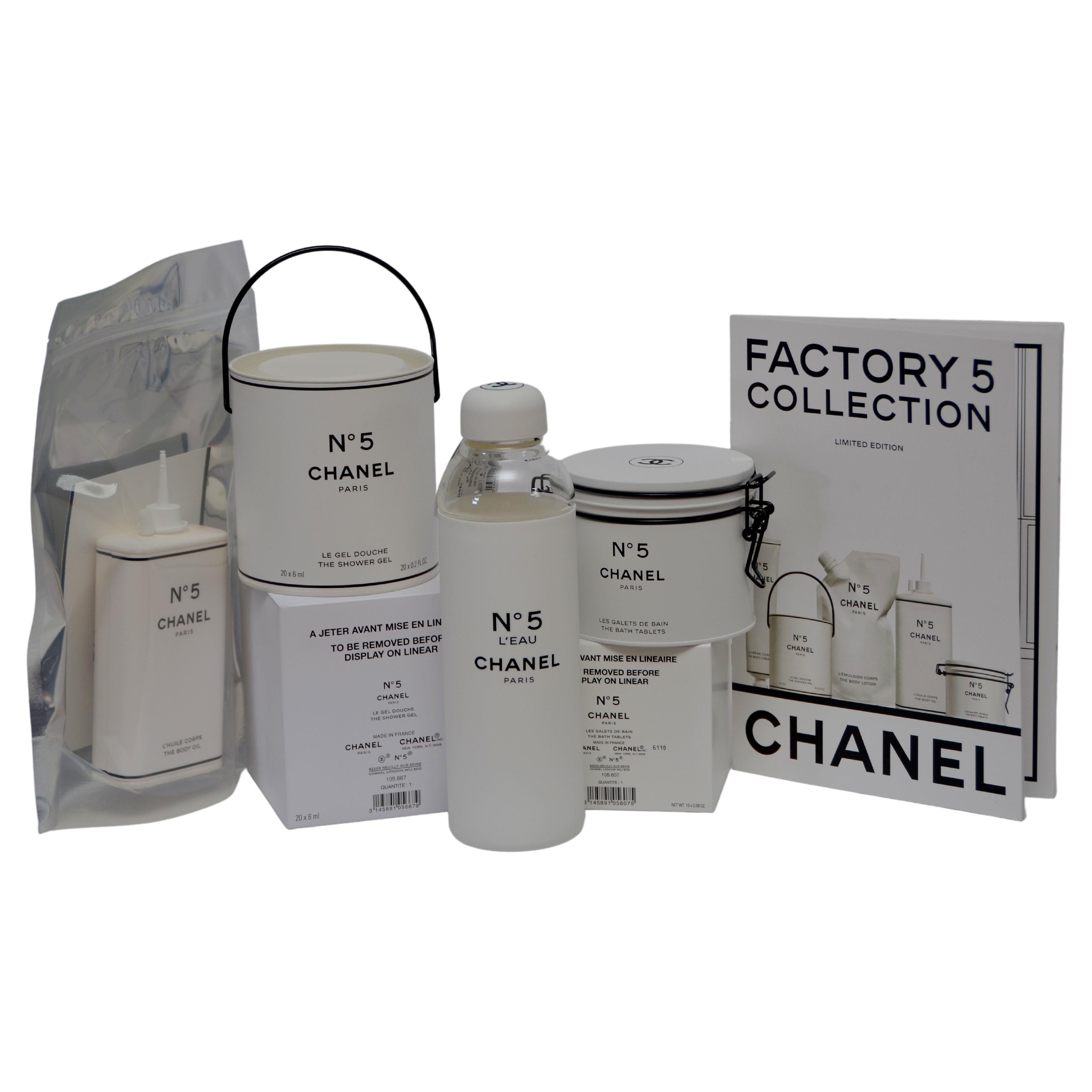 Mindful dateret Afsky Limited edition Chanel Factory 5 Bundle Water Bottle 4 Pieces NEW For Sale  at 1stDibs | chanel factory 5 water bottle, 92200 neuilly sur seine chanel,  chanel limited edition perfume set