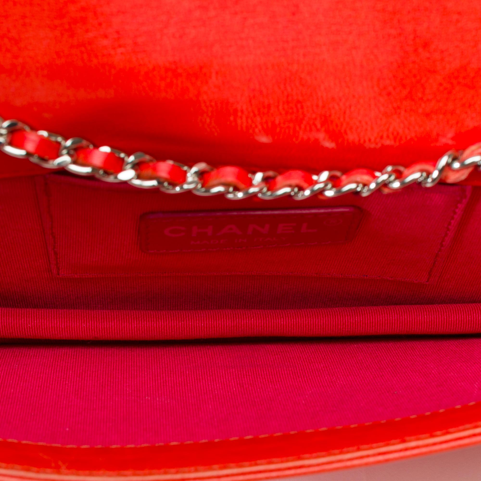 Limited edition Chanel Lego Brick shoulder flap bag in Coral & Red leather, SHW 4